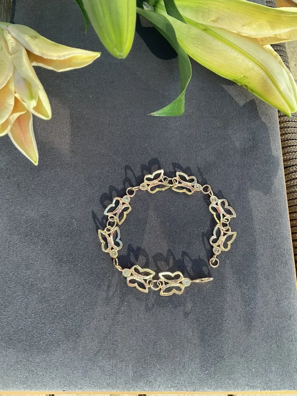 IMG_0150.jpeg angel wing bracelet.jpeg