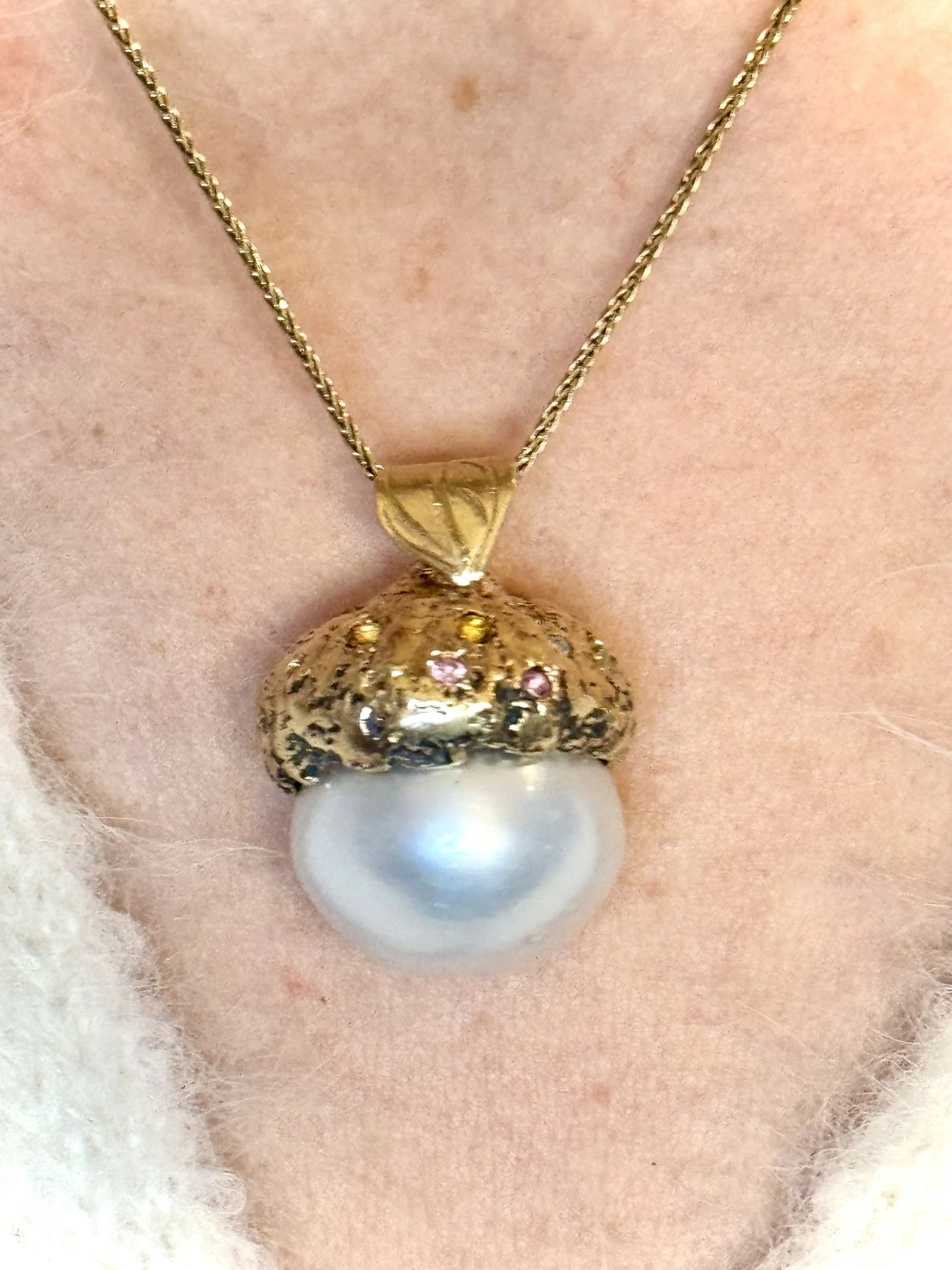 south sea pearl acorn
