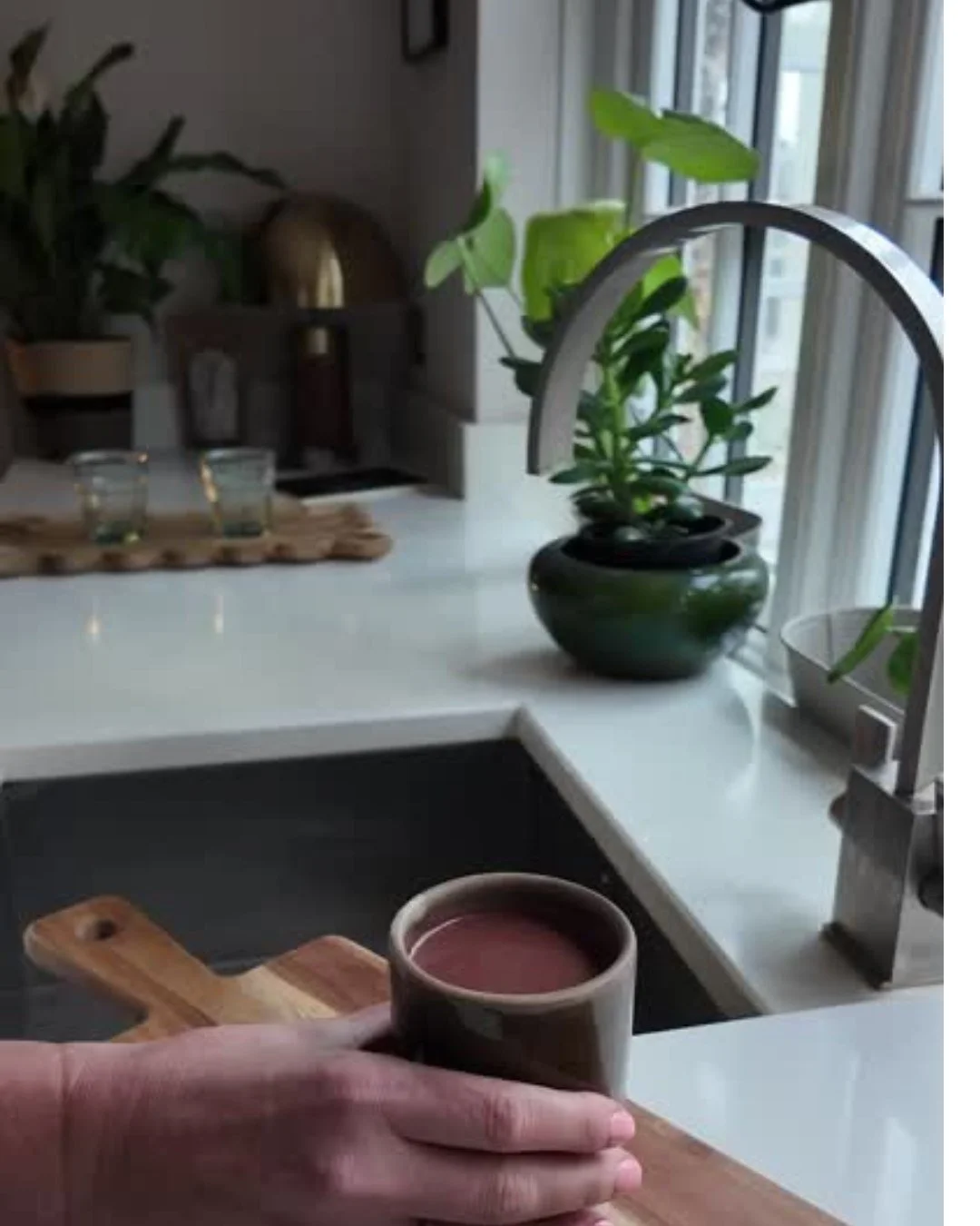 'Cumulatively small decisions, choices, actions, make a very big difference'.
Jane Goodall - RIP #ceremonialcacaomakesadifference #WholeBean #MinimalProcessing #CacaoVsCocoa #StoneGround #CeremonialGrade