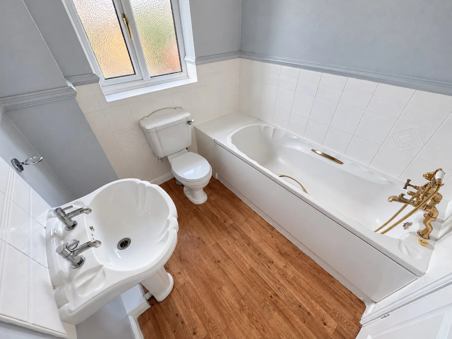 IMG_6957_Bathroom_1_Enhanced.jpg