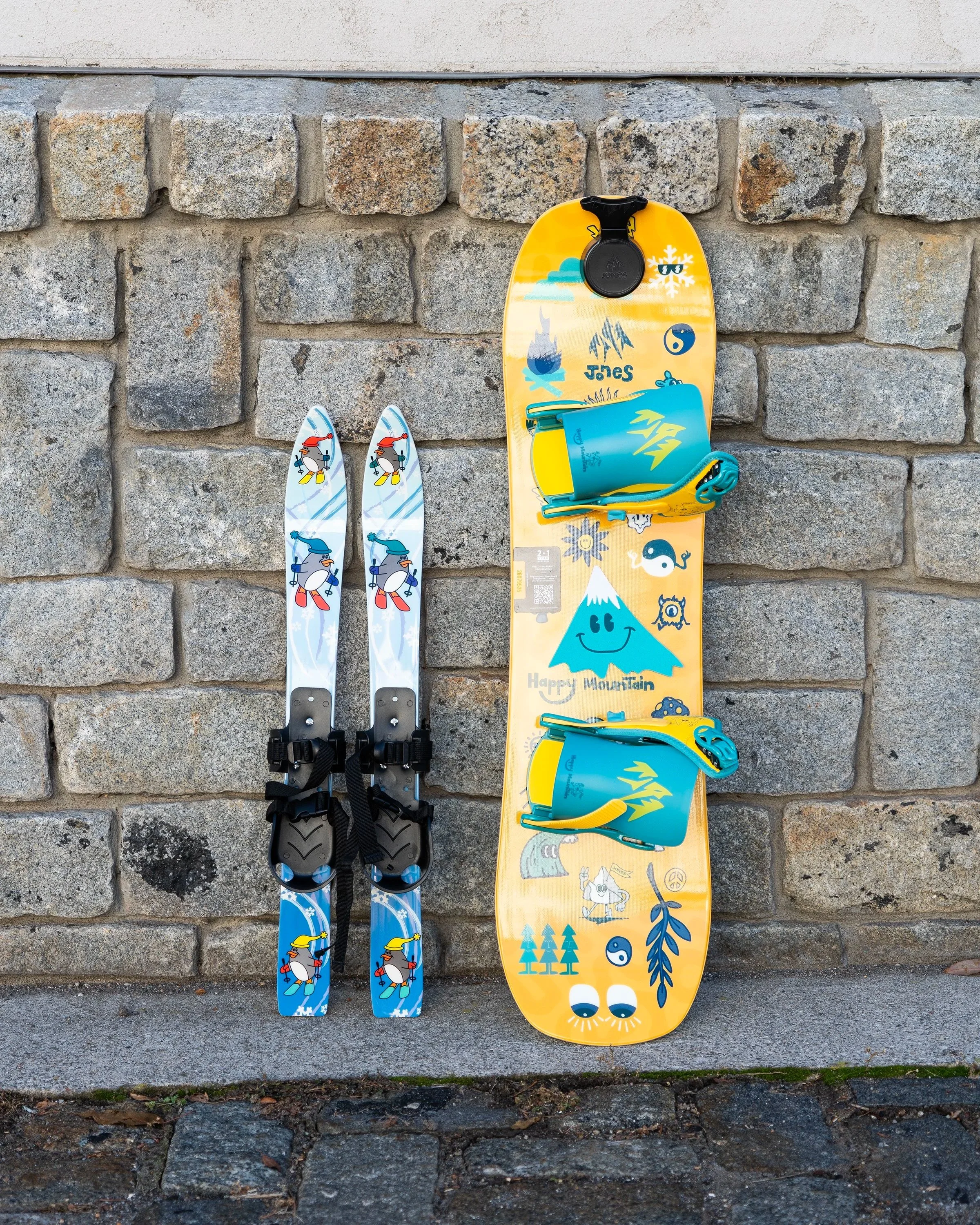 Jones Happy Mountain Snowboard Set