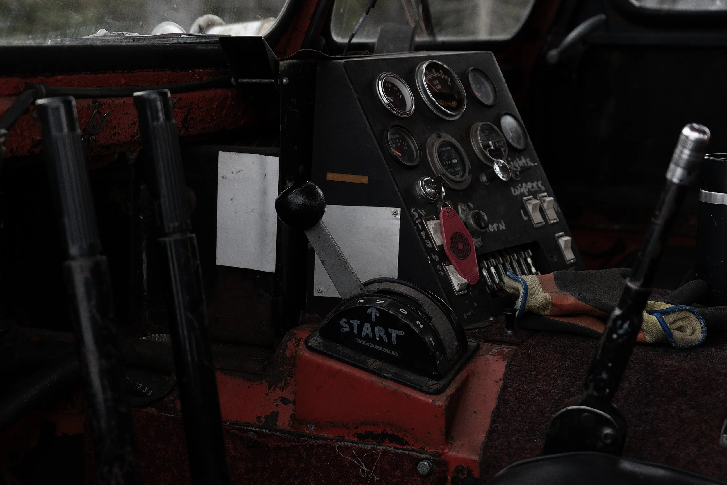 West Wind Cat _ Thiokol 3 10 inch.jpg