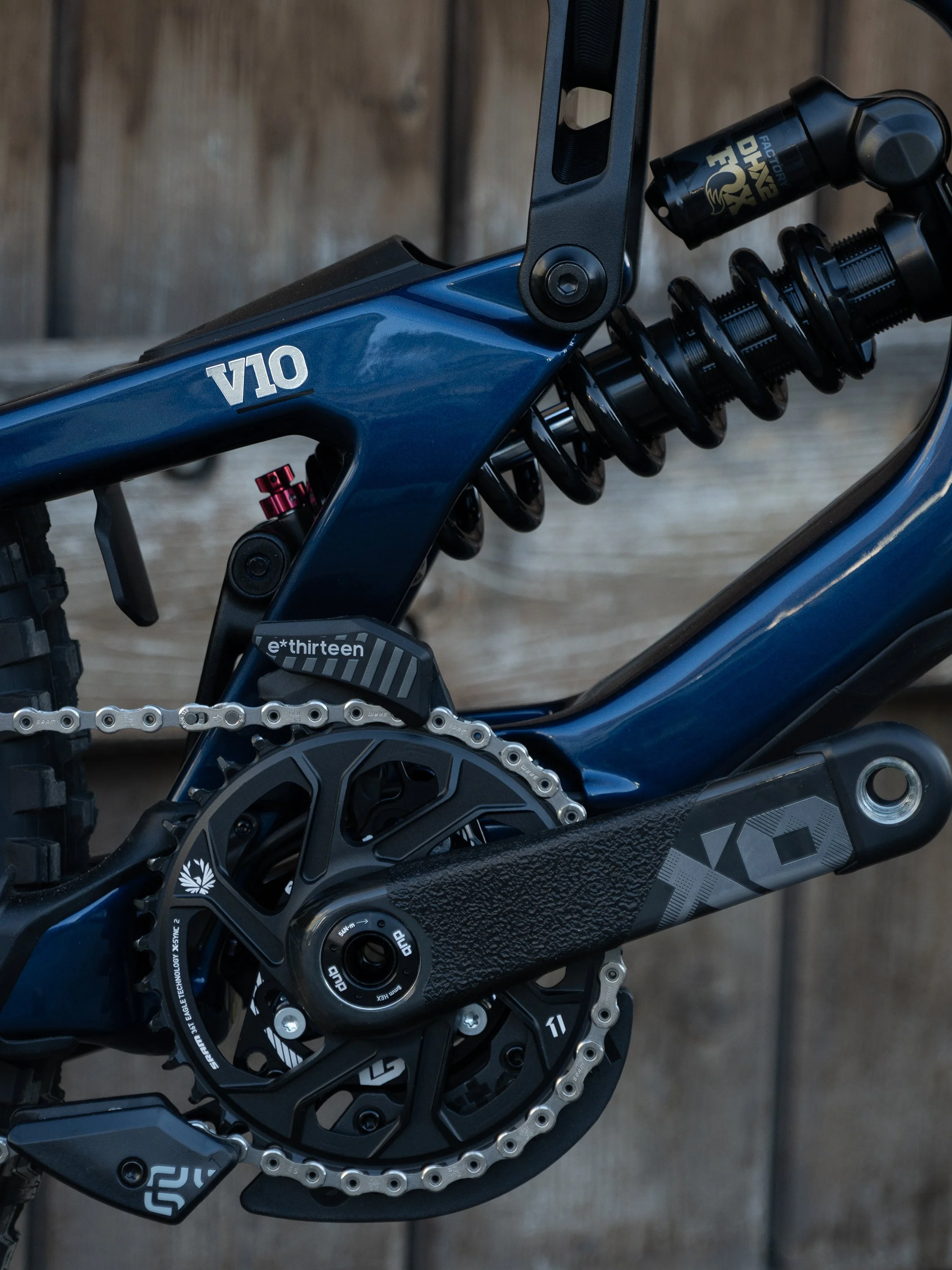 V-10 Fox DHX2 small.jpg
