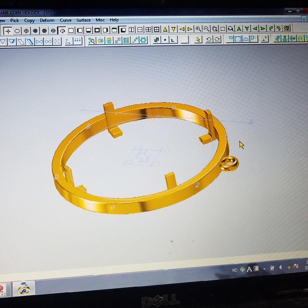 3D Design of frame for yellow gold coin pendant by Jane Becker for JBJewels.jpeg