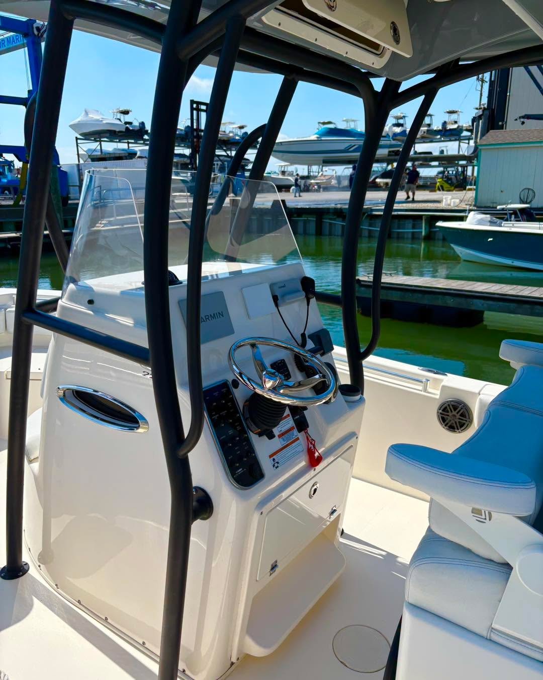 ⛵️A quick boat wash completed✅

Swipe to see the before!

Contact Us: 
📞 (609)-354-7041
📧 info@starboardcleaning.com

Our Website link is in our bio!

#starboard #starboardcleaning #marinalife⚓️ #starboard  #boatdetailing #southjersey #oceancitynew