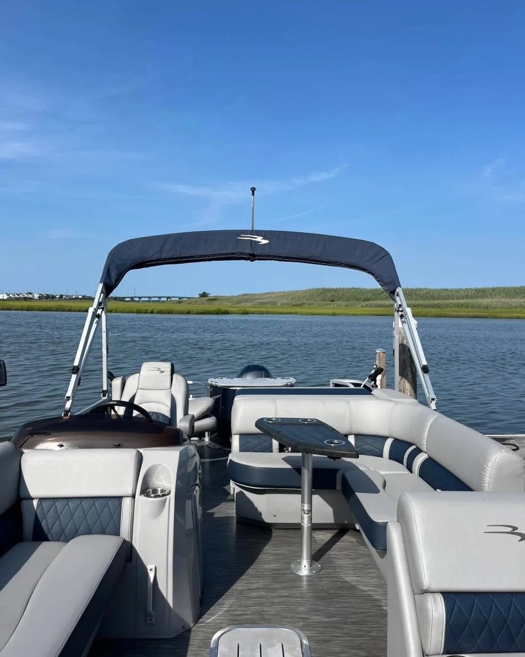 Boat wash completed✅ After nice weekend of boating does your vessel🛥️ need a shine? ⚓️

Contact Us: 
📞 (609)-354-7041
📧 info@starboardcleaning.com

Our Website link is in our bio!

#starboard #starboardcleaning #boatdetailing #southjersey #oceanci
