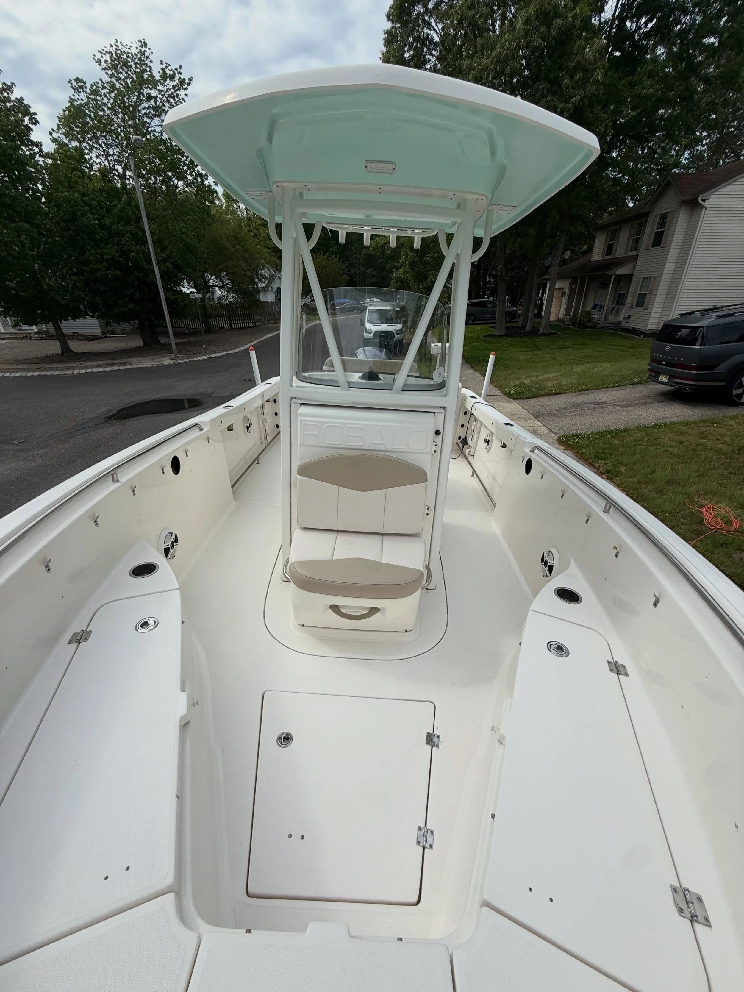 Like it&rsquo;s just came off the showroom floor✨ 🛥️

Contact Us: 
📞 (609)-354-7041
📧 info@starboardcleaning.com

Our Website link is in our bio!

#starboardcleaning #marinalife⚓️ #starboard  #boatdetailing #southjersey