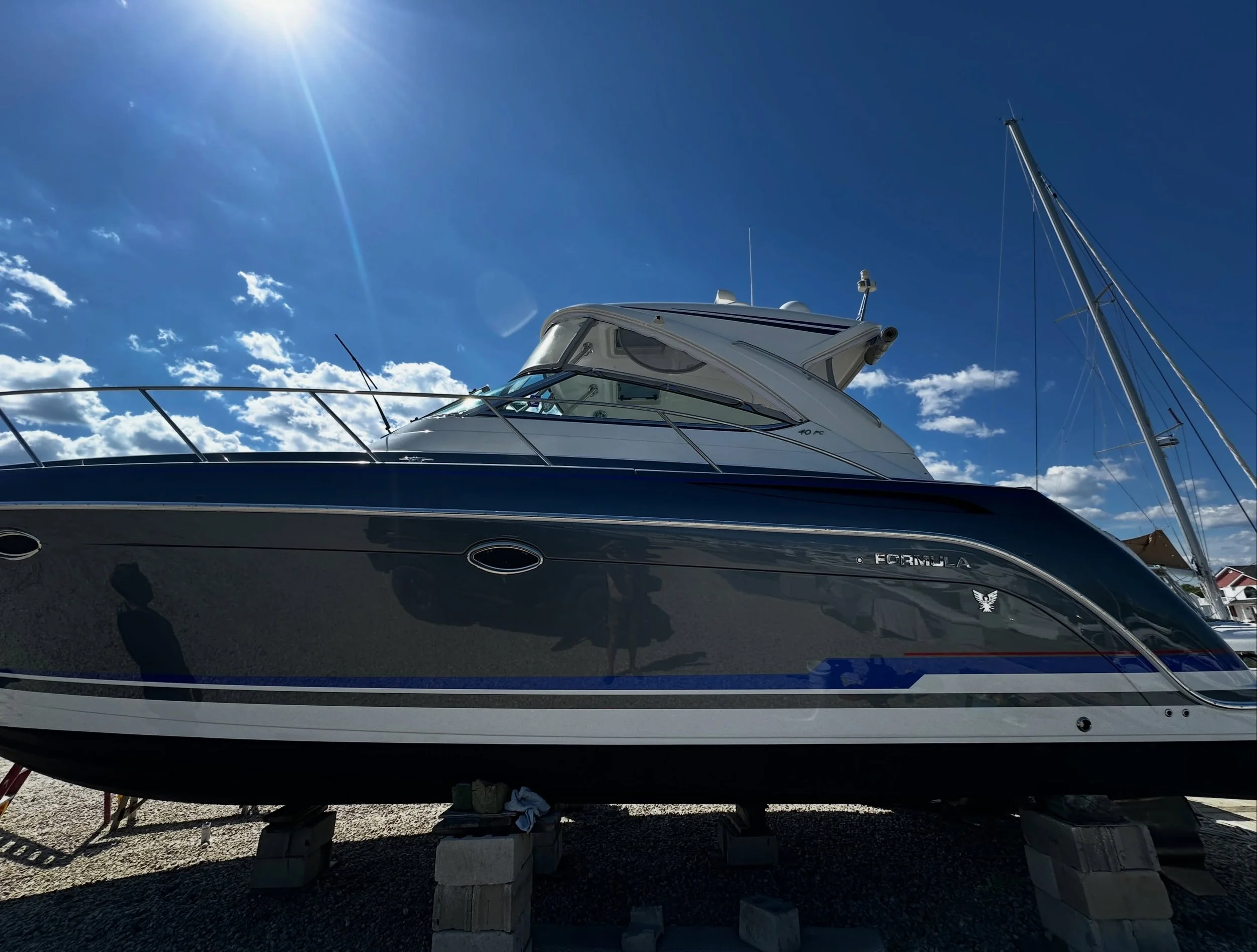 Premier detail completed 40ft formula✨⚓️

Contact Us: 
📞 (609)-354-7041
📧 info@starboardcleaning.com

Our Website link is in our bio!

#starboardcleaning #marinalife⚓️ #starboard  #boatdetailing #southjersey