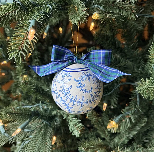 Scrolling Vines full_WEB.jpg