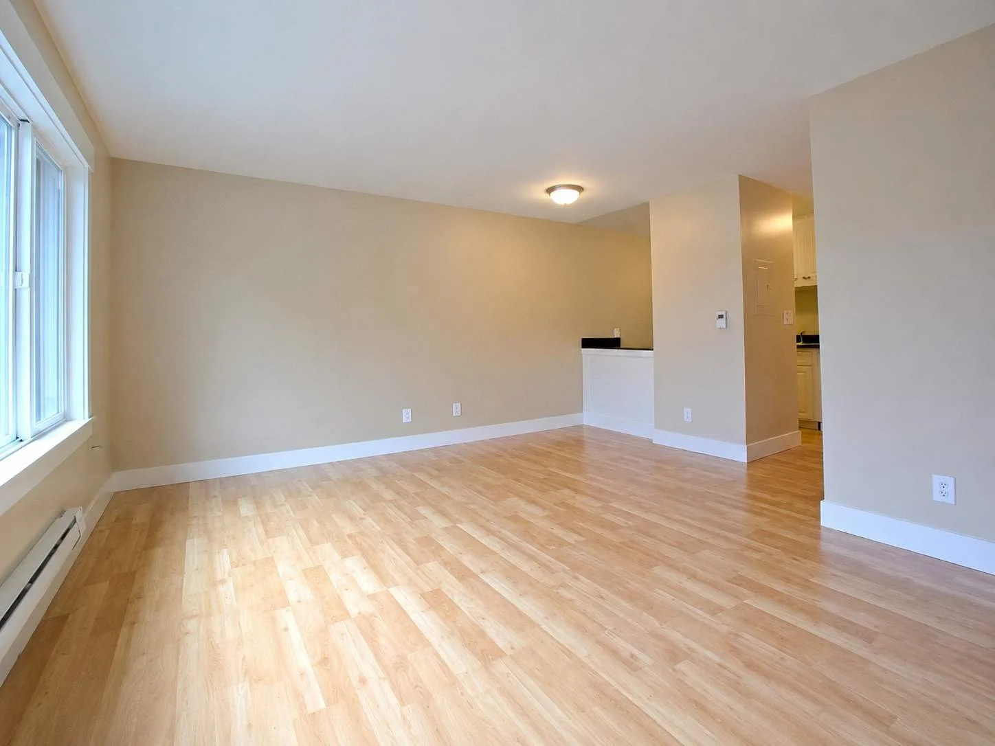 LivingRoom-2.jpg