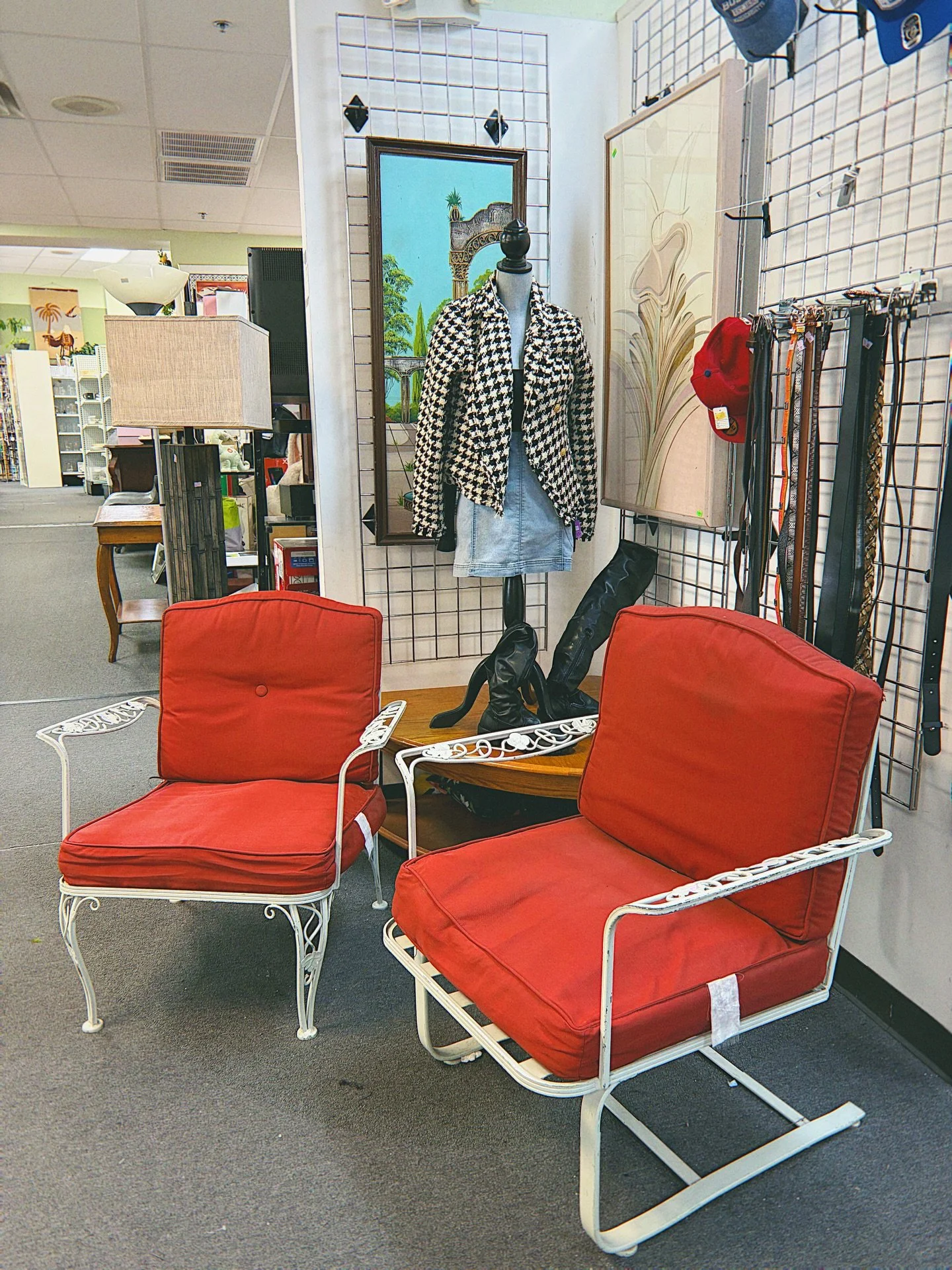 Friday Finds at our 📍Melrose &amp; 📍Glenside thrift locations! You literally never know what you might find (ex. the last photo 😆) Have a great weekend &amp; happy thrifting!