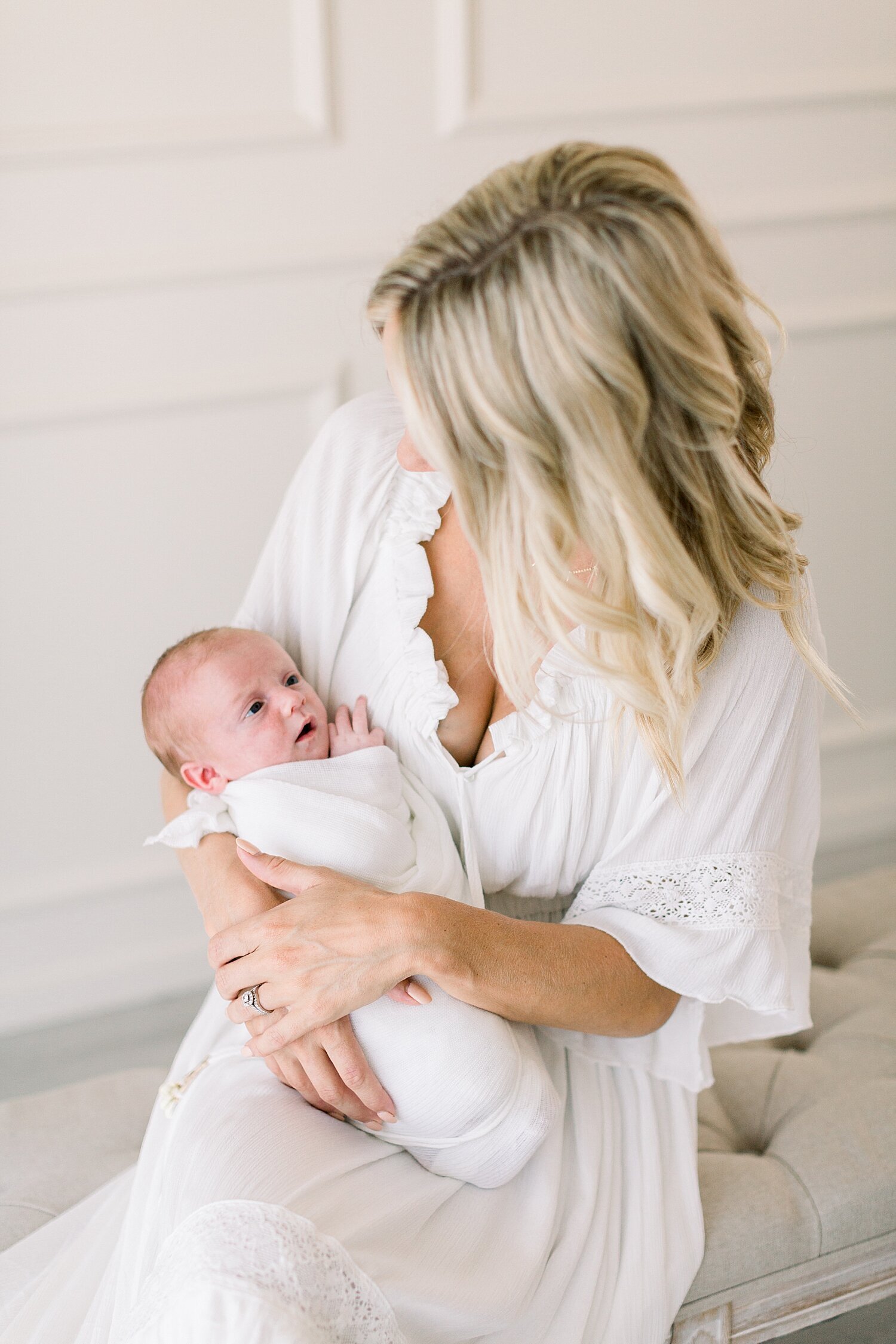 Mom and newborn baby boy | Photos by Ambre Williams Photography
