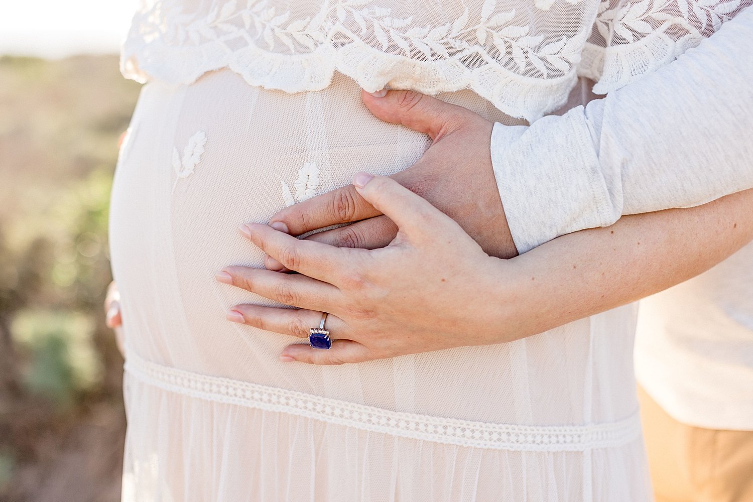 Maternity photoshoot for expecting parents | Ambre Williams Photography