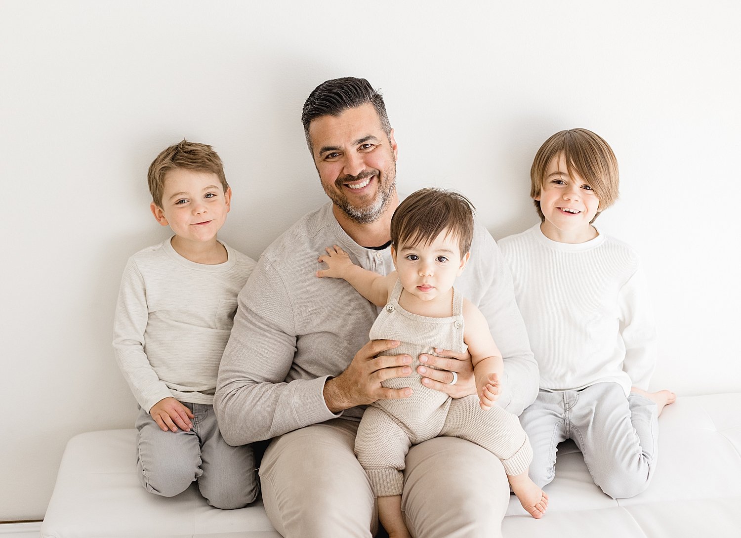 Dad with three boys | Ambre Williams Photography