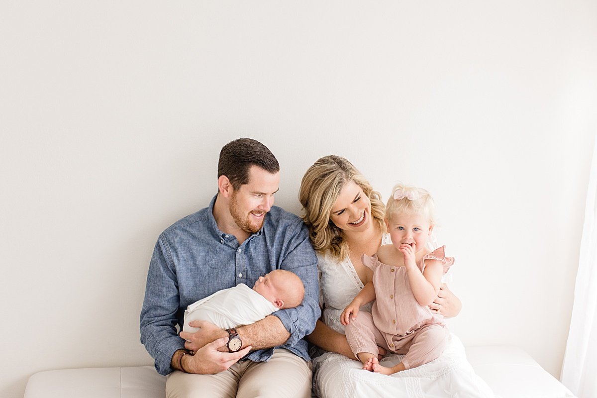 Family cuddles portraits with newport beach photographer ambre williams 