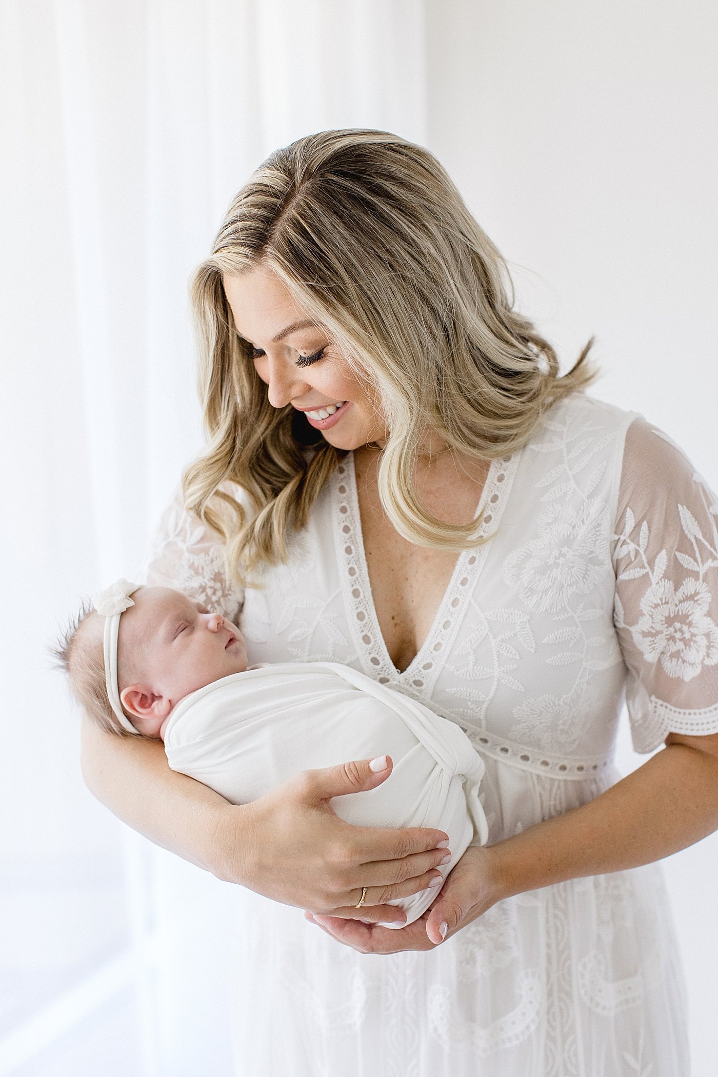 Newport Beach In Studio Newborn Session | Ambre Williams Photography