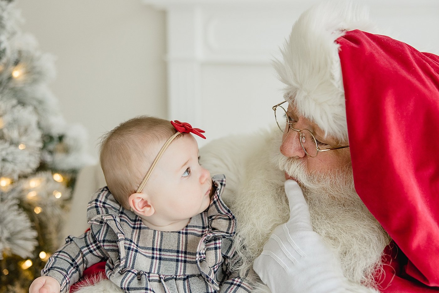 Santa Session with Baby Girl In Newport Beach Studio | Ambre Williams Photography