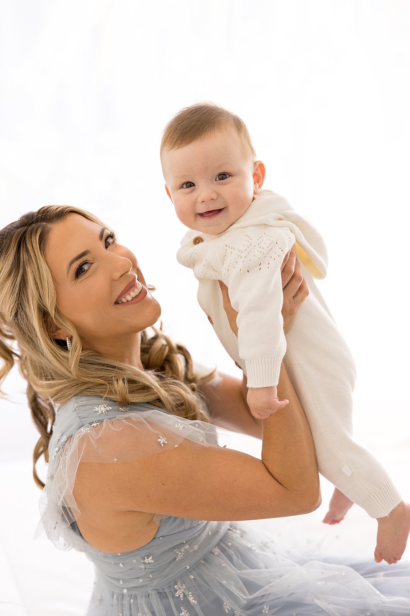 6 Month Baby Boy Milestone Session in Studio with Ambre Williams Photography