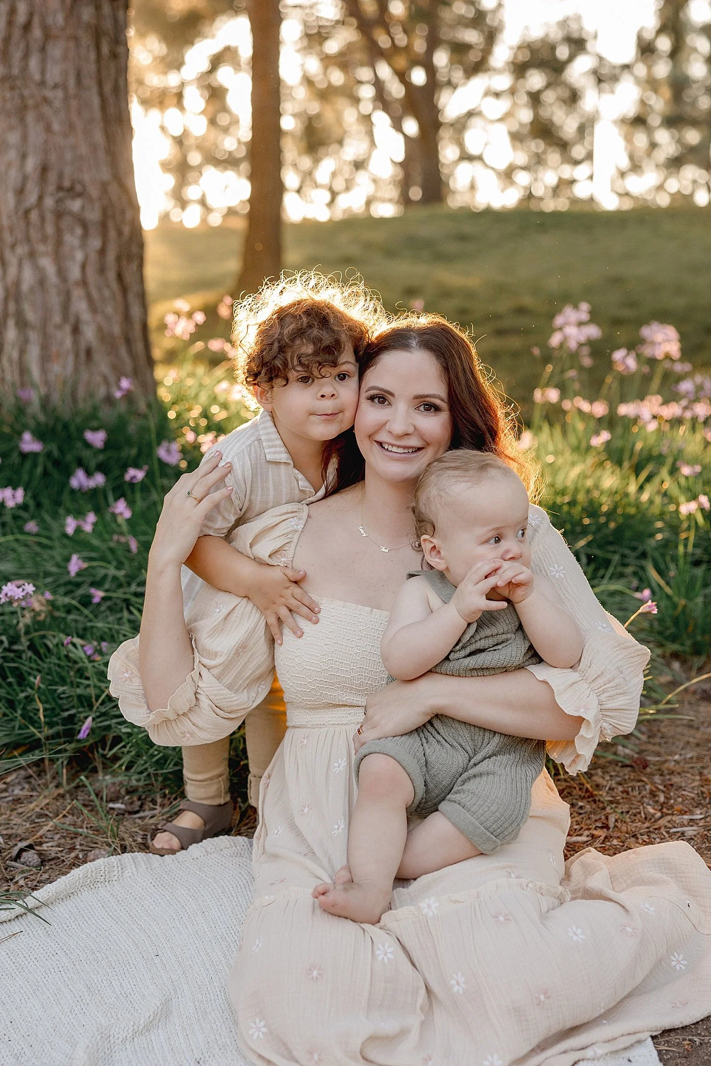 Outdoor Family Portrait Session with Newport Beach Photographer | Ambre Williams Photography
