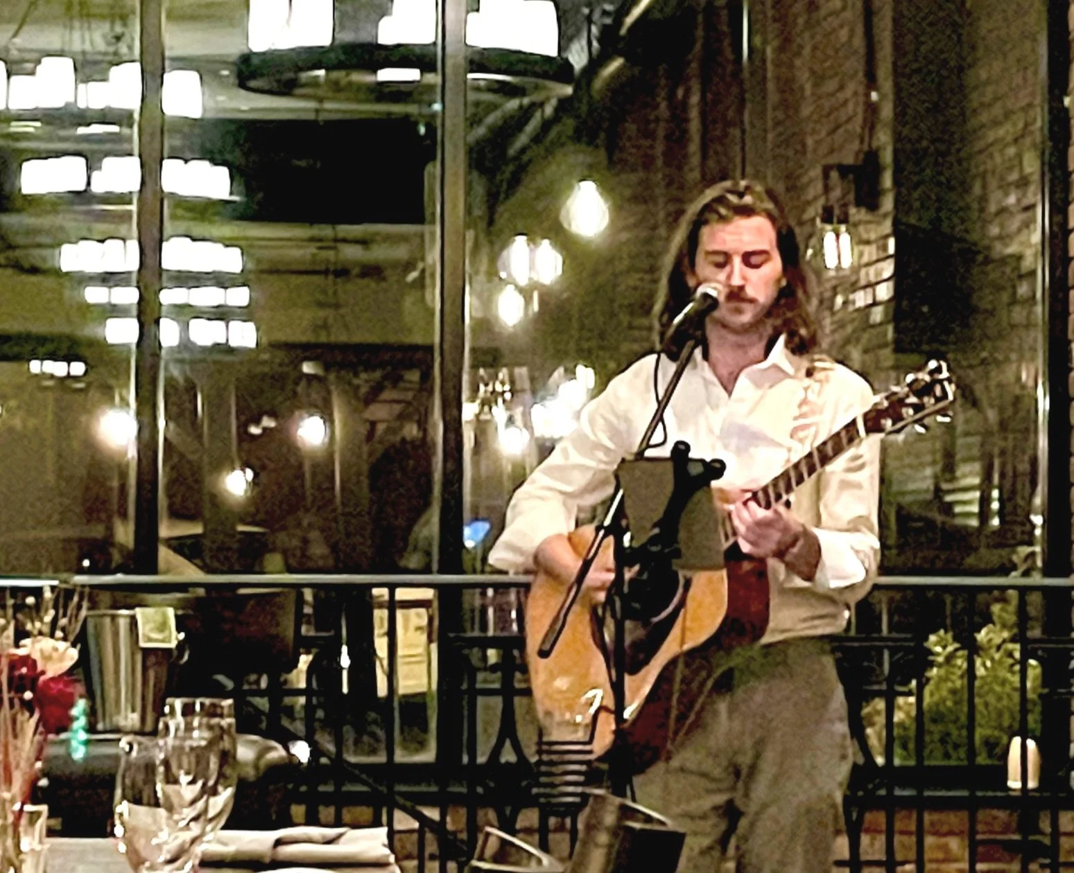 Live Music Wednesdays at Luna Stella