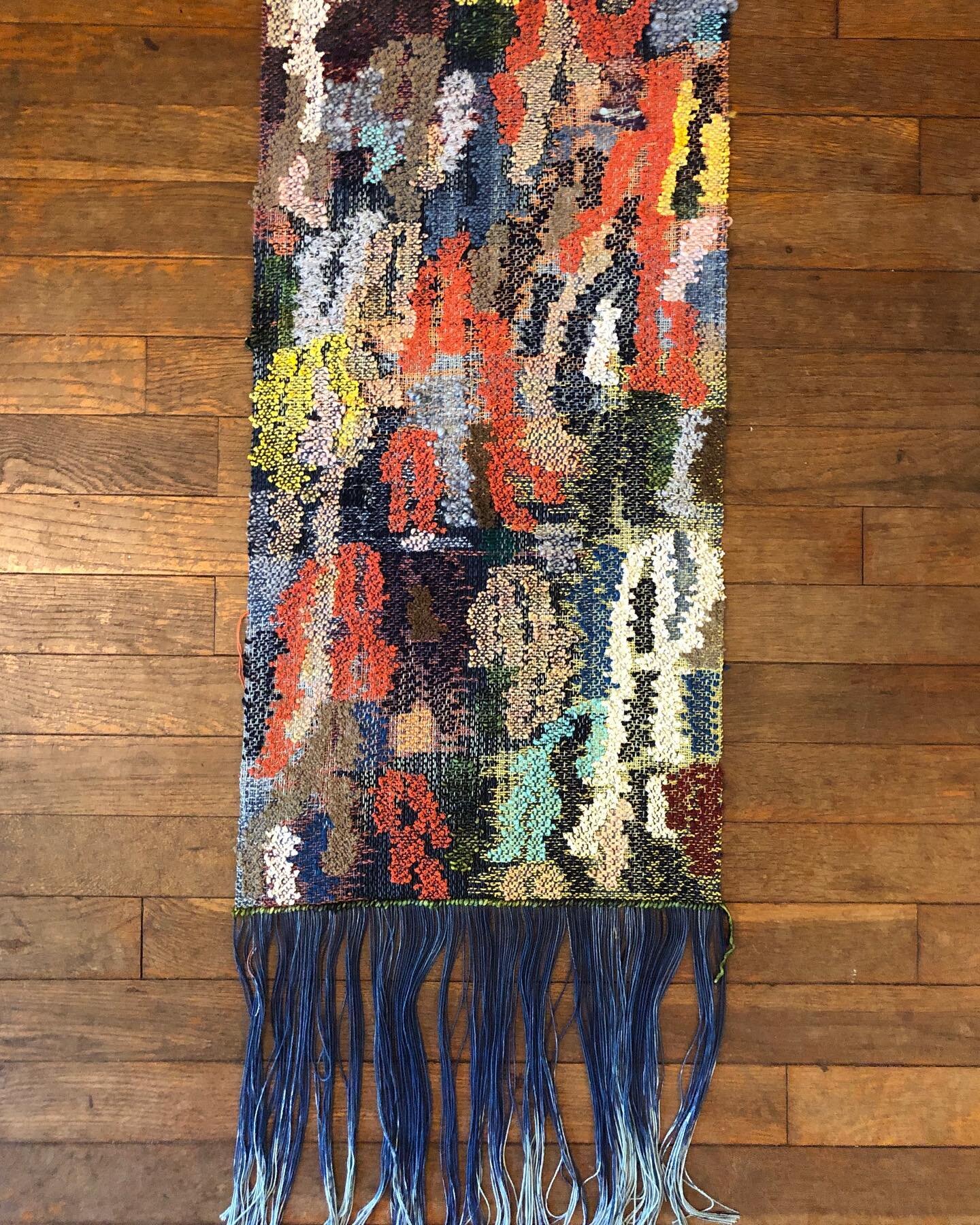 Drip//Scrape\\Drip .
.
.
.
.
.
.
.
.
.
#tapestry #weaving #tapestryweaving #wallhanging  #fiberartist #textile #wool #handspun #handdyed #artlife #art #weaver #linen #handwoven #handmade #fiberart  #art #pastel #studiolife #artlife #home #design #LFK