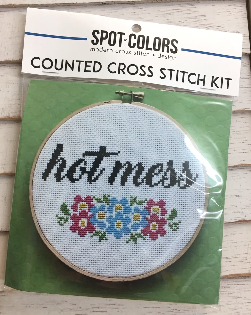  LWZAYS Cross Stitch Kits Counted Cross Stitch Kits 6 Pack  Stamped Cross-Stitch Needlepoint Counted Kits Beginners,Embroidery Kit Arts  and Crafts for Home Decor(11CT Cartoon) : Arts, Crafts & Sewing