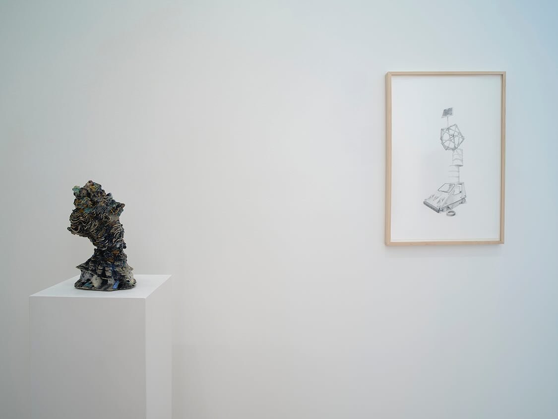 The subtle (and no so subtle) connections between Jackie Brown&rsquo;s sculpture and Joseph Smolinski&rsquo;s work are uncanny. So many beautiful moments. Interesting conversations about technology and the environment. 

LEFT: JACKIE BROWN. Strata Se