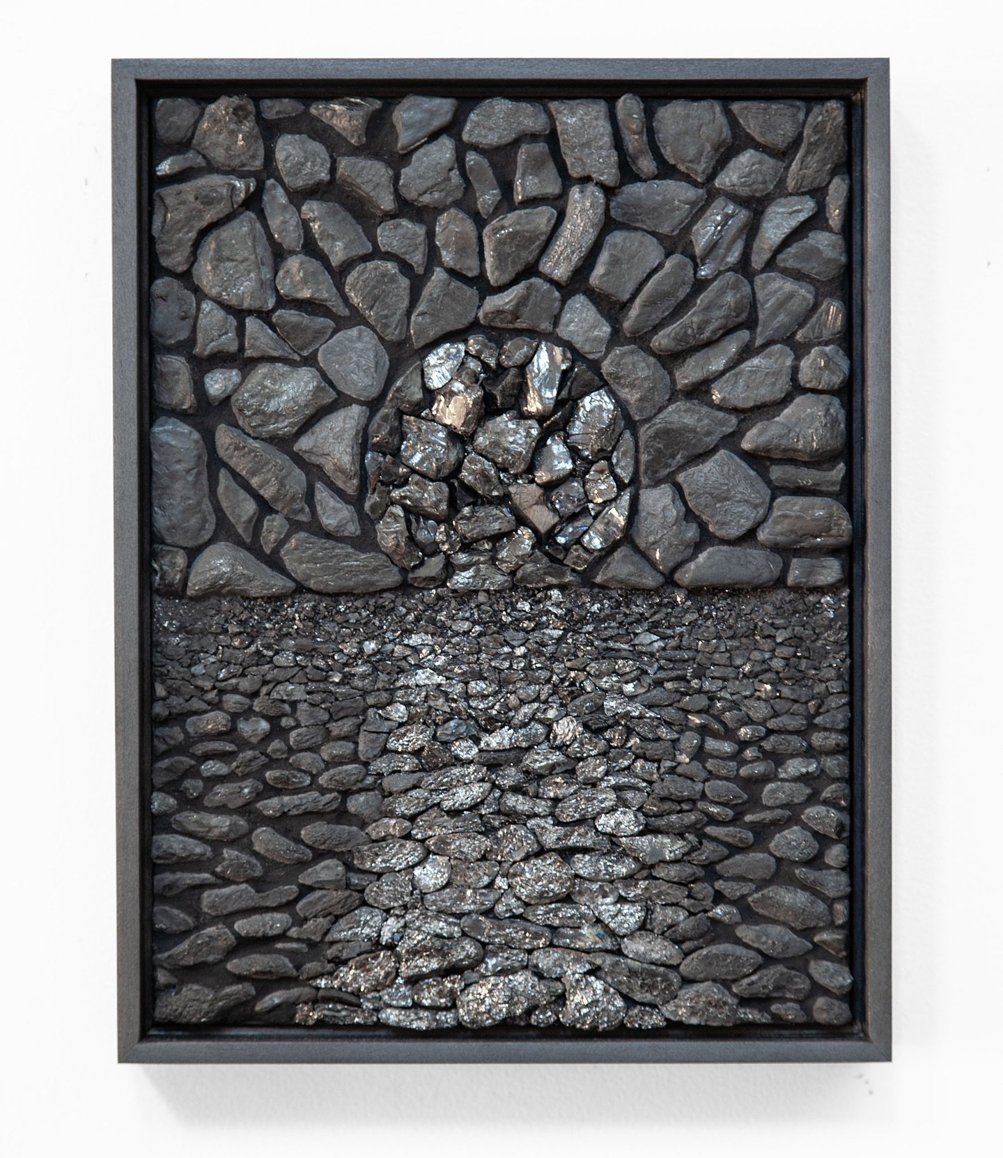 JOSEPH SMOLINSKI
Glimmer - Minor
14&rdquo; x 11&rdquo;
Sea coal and panel in artist&rsquo;s frame
2020

On view as part of &lsquo;This Ain&rsquo;t No Fooling Around,&rsquo; featuring the work of Jackie Brown @j_a_c_k_i_e_b_r_o_w_n , Lydia Kinney @l.m