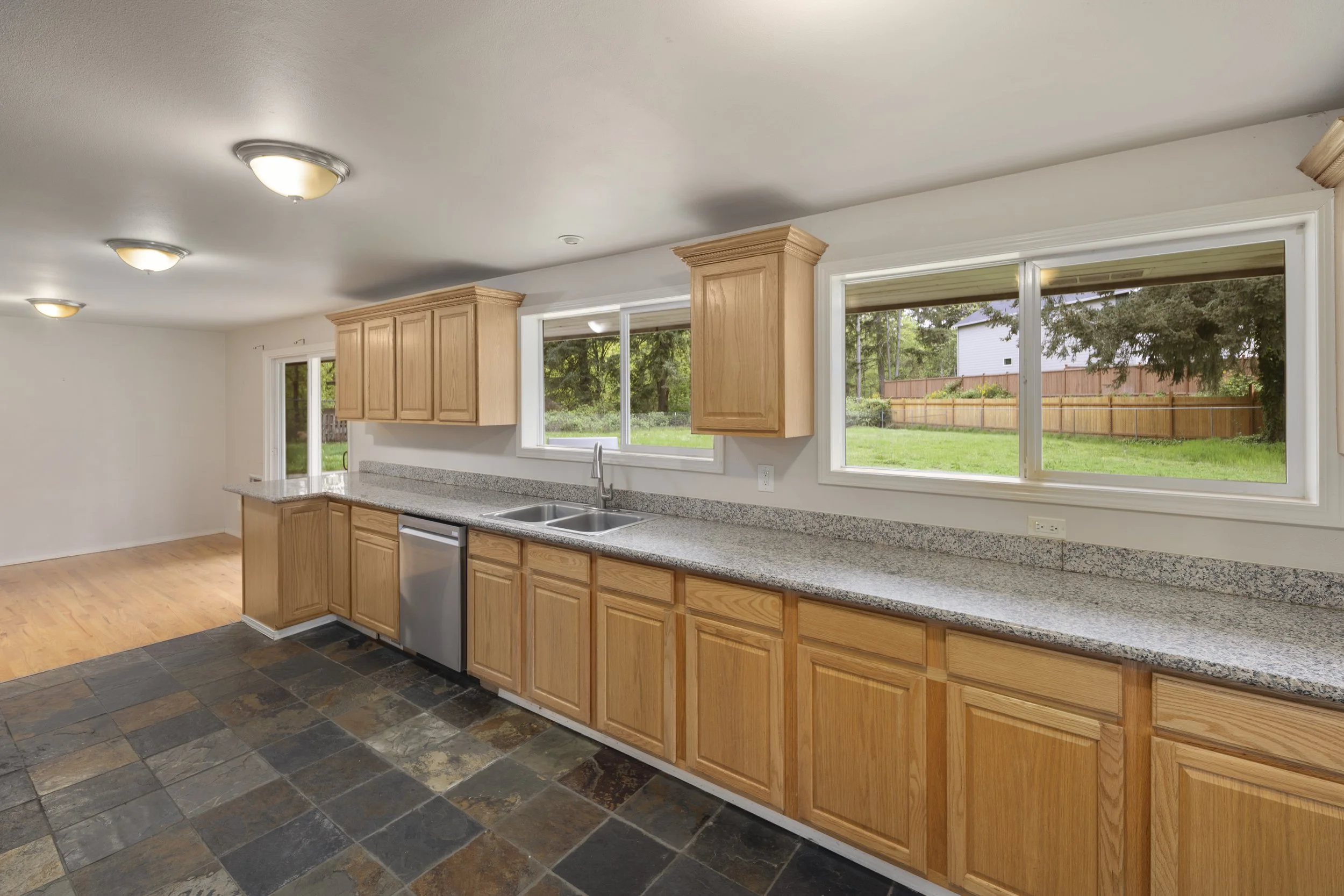 15420 SE 144th Pl-14.jpg
