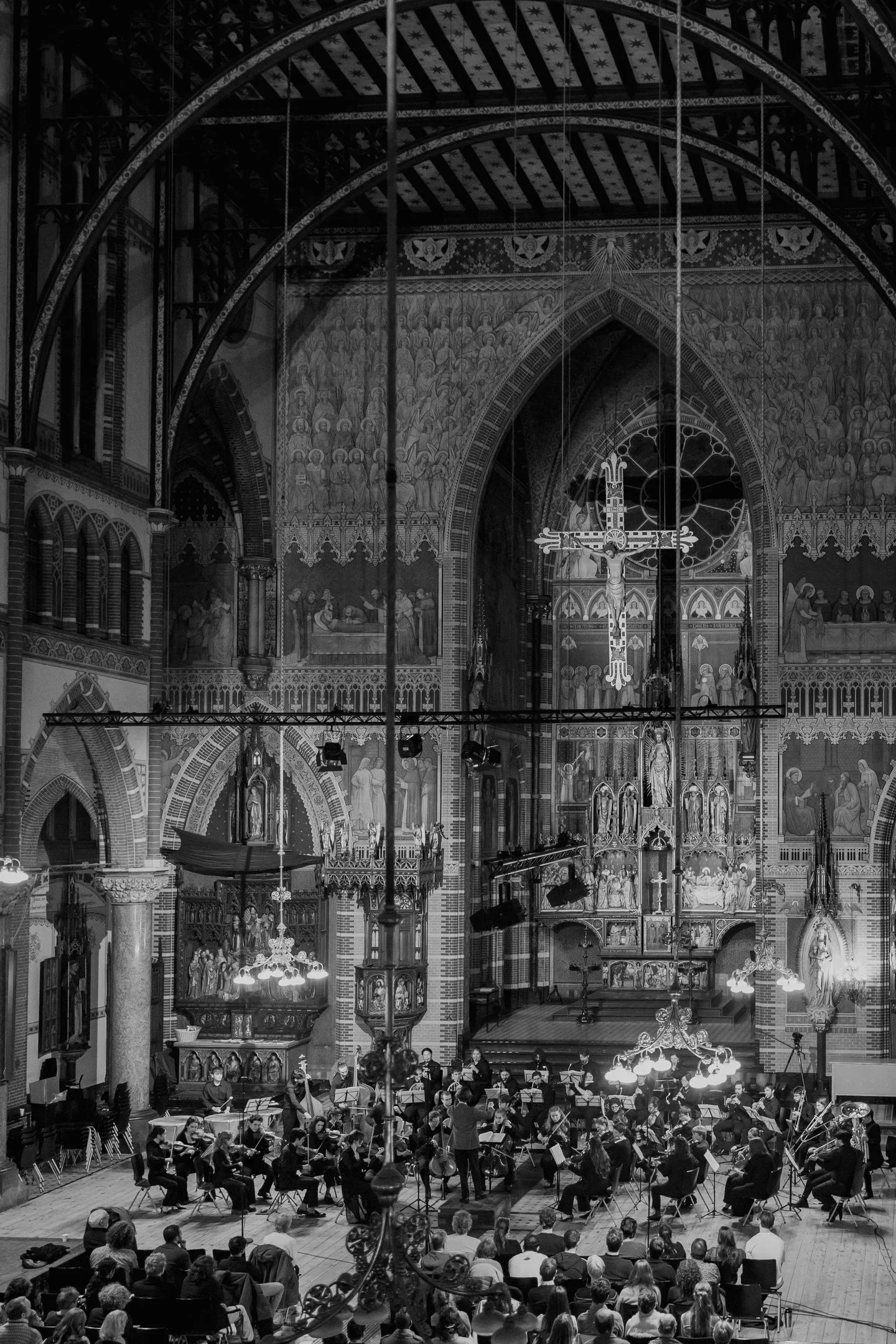 Orchestra Lagrandt: Brahms 4 and John Field
