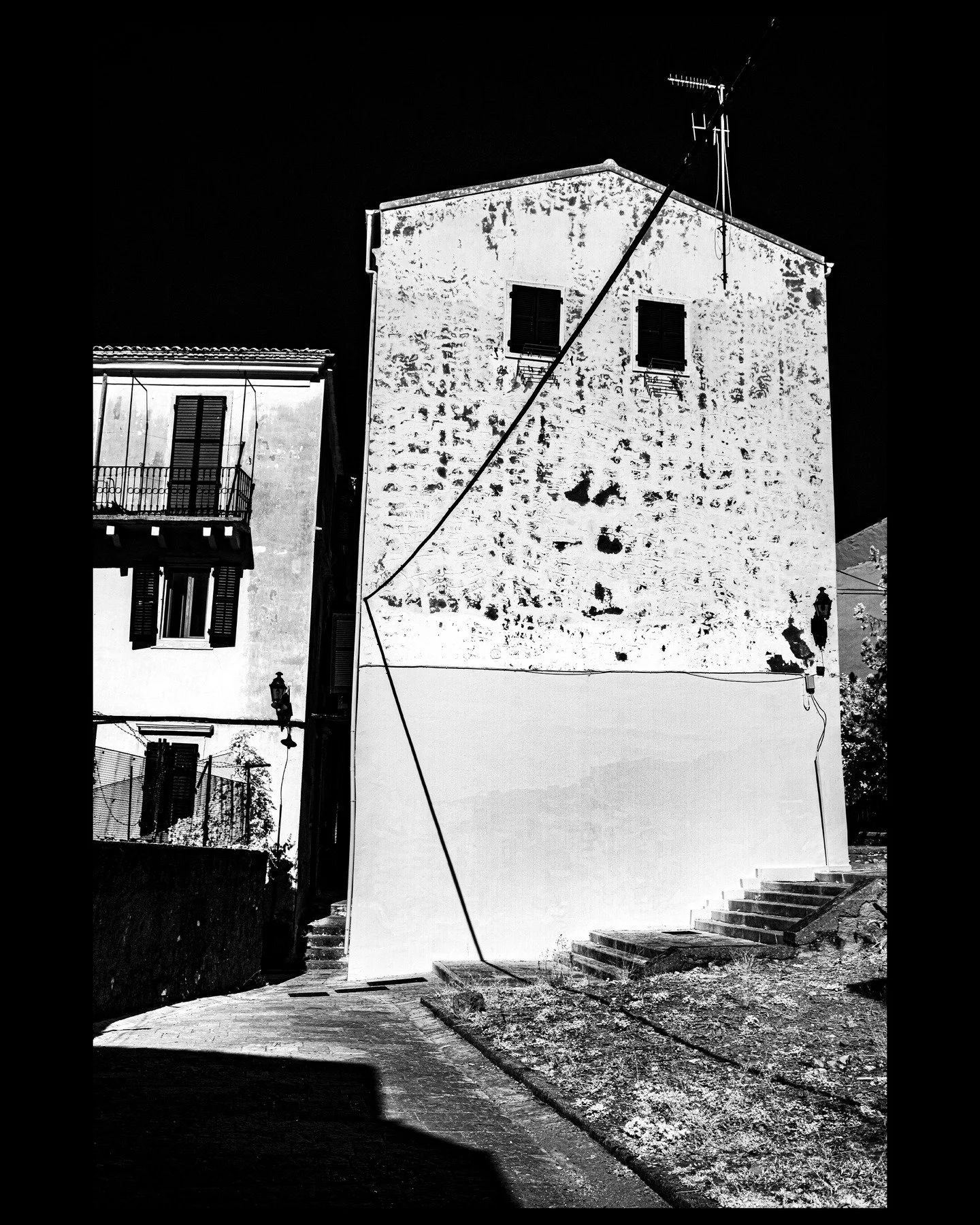 greek alleys

captured in infrared

.

.

.

#infraredphotography #infrared_images #experimentalphotography #experimentalphoto #kolarivision #bwphotography #filmphotography #filmcommunity #bwfilm #abstractphotography #abstractart #bwphotography #aest