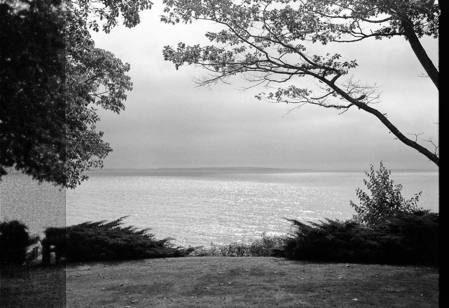 The coast of Maine on my new-to-me Fuji GW690 III and a roll of Tri-X. I was bummed that I didn't have a roll of color on me, but in getting these back from my lab, I actually love the shapes + depth of the coast in b+w.

I can still smell the salty 