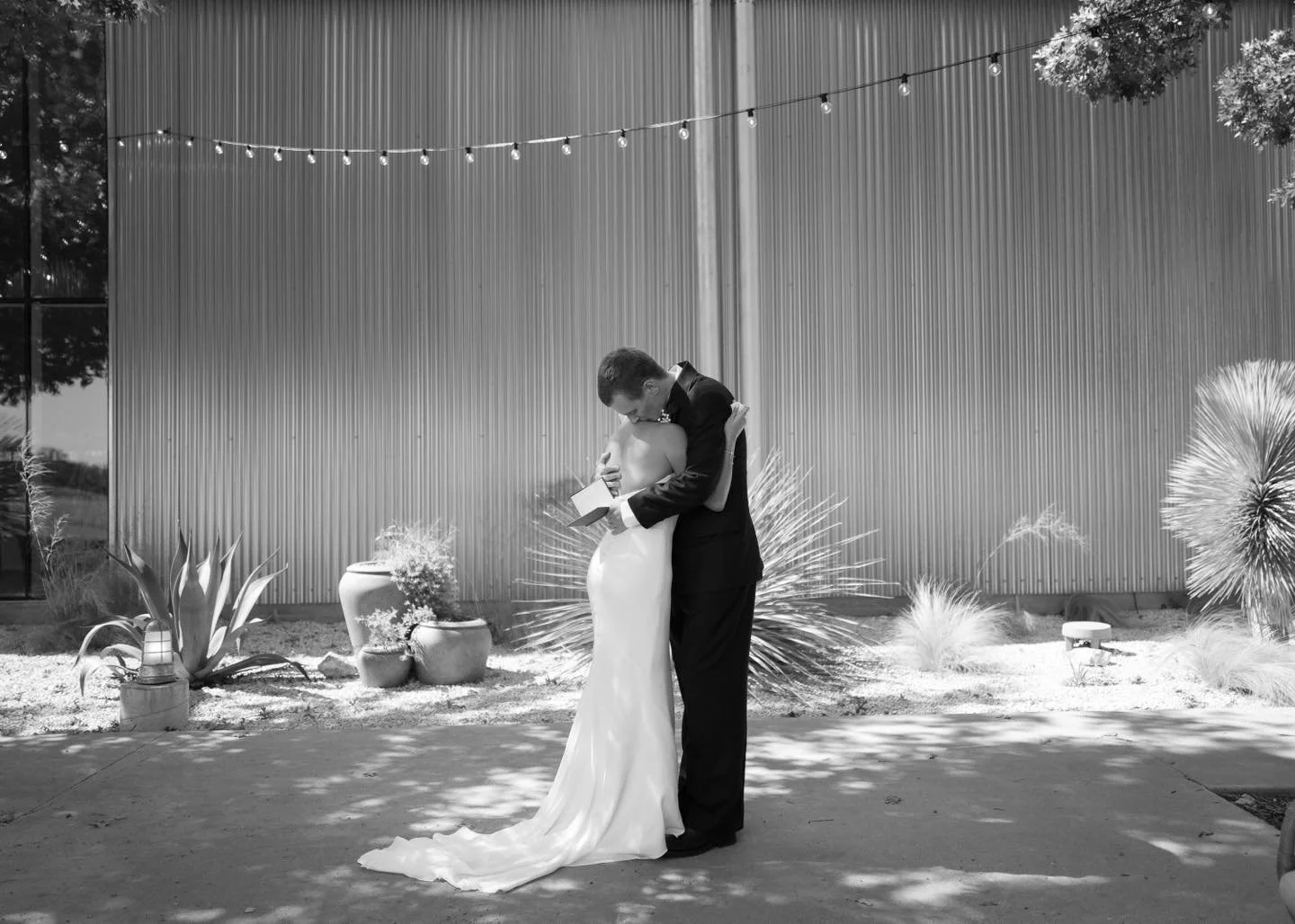 They read their vows privately 🖤
.
.
.
.
.
Photo + Super 8: Bonnie Burke Weddings | @bonnieburkephoto
Planner: HH In-House Planning | @hhplanninganddesign
Venue: Prospect House | @prospecthousetx
Floral: Native Bloom | @nativebloomfloral
Catering: E