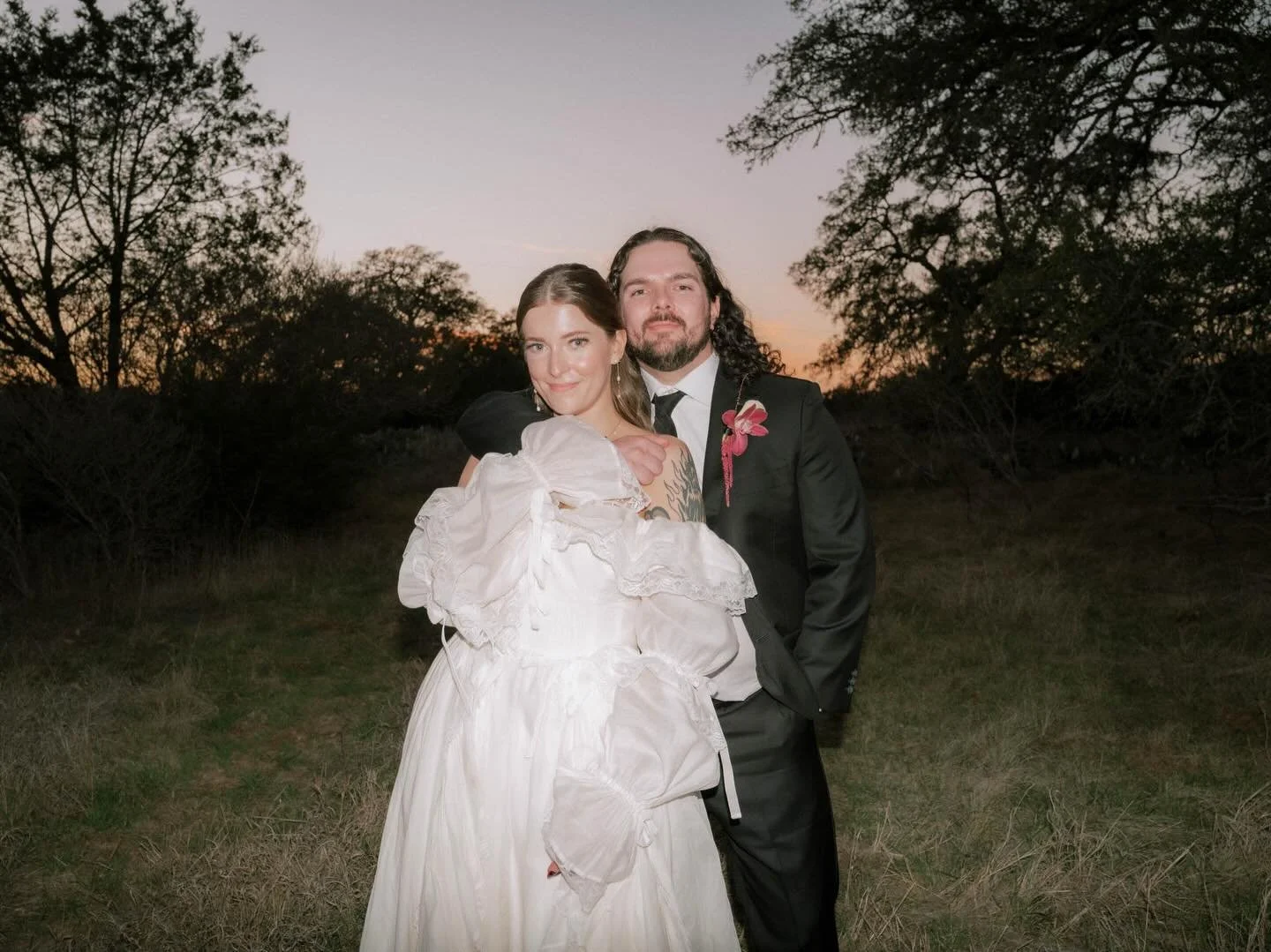 On Saturday, we had the most perfect watercolor sunset for Mackenna &amp; Jake&rsquo;s wedding at one of my favorite Hill Country venues, @theplantatkyle. Their wedding was the final wedding for The Plant because as its keeper, the owner wants to pre