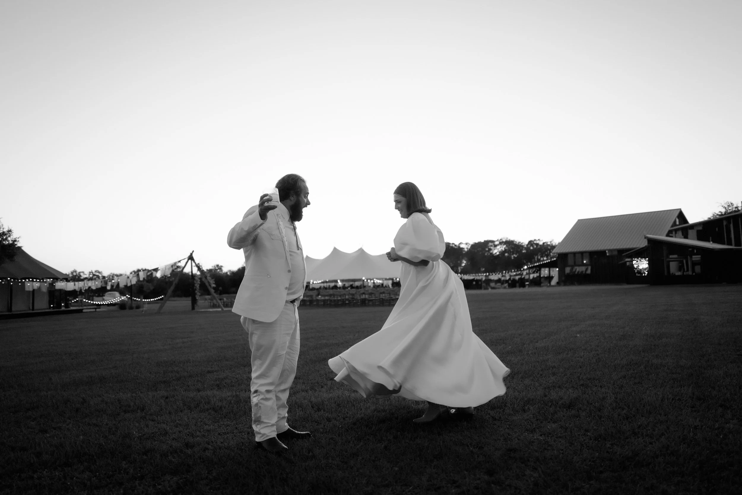 candid wedding photographer austin