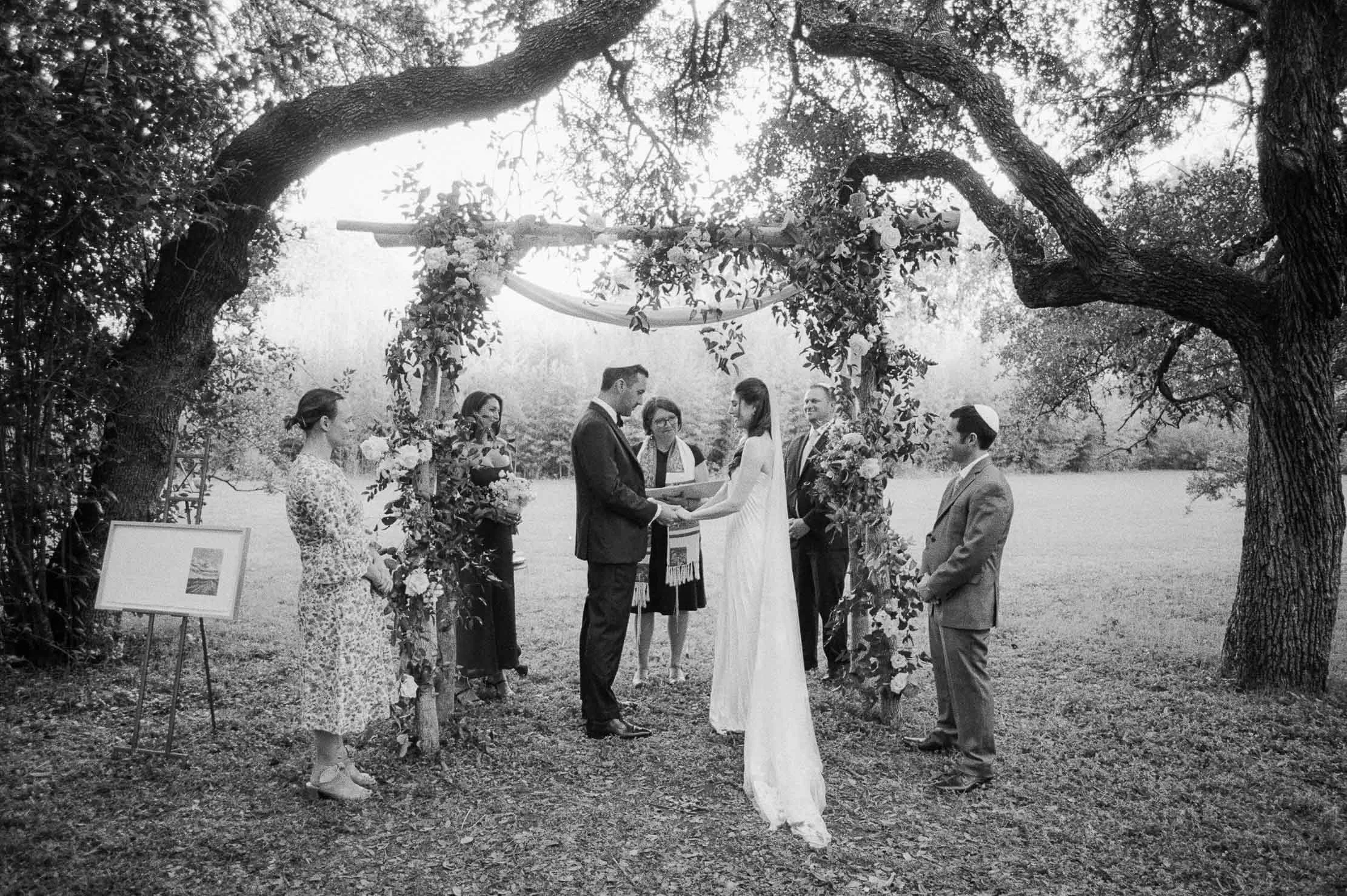 matties-wedding-austin-best-photographer-film-super-8-1051.jpg