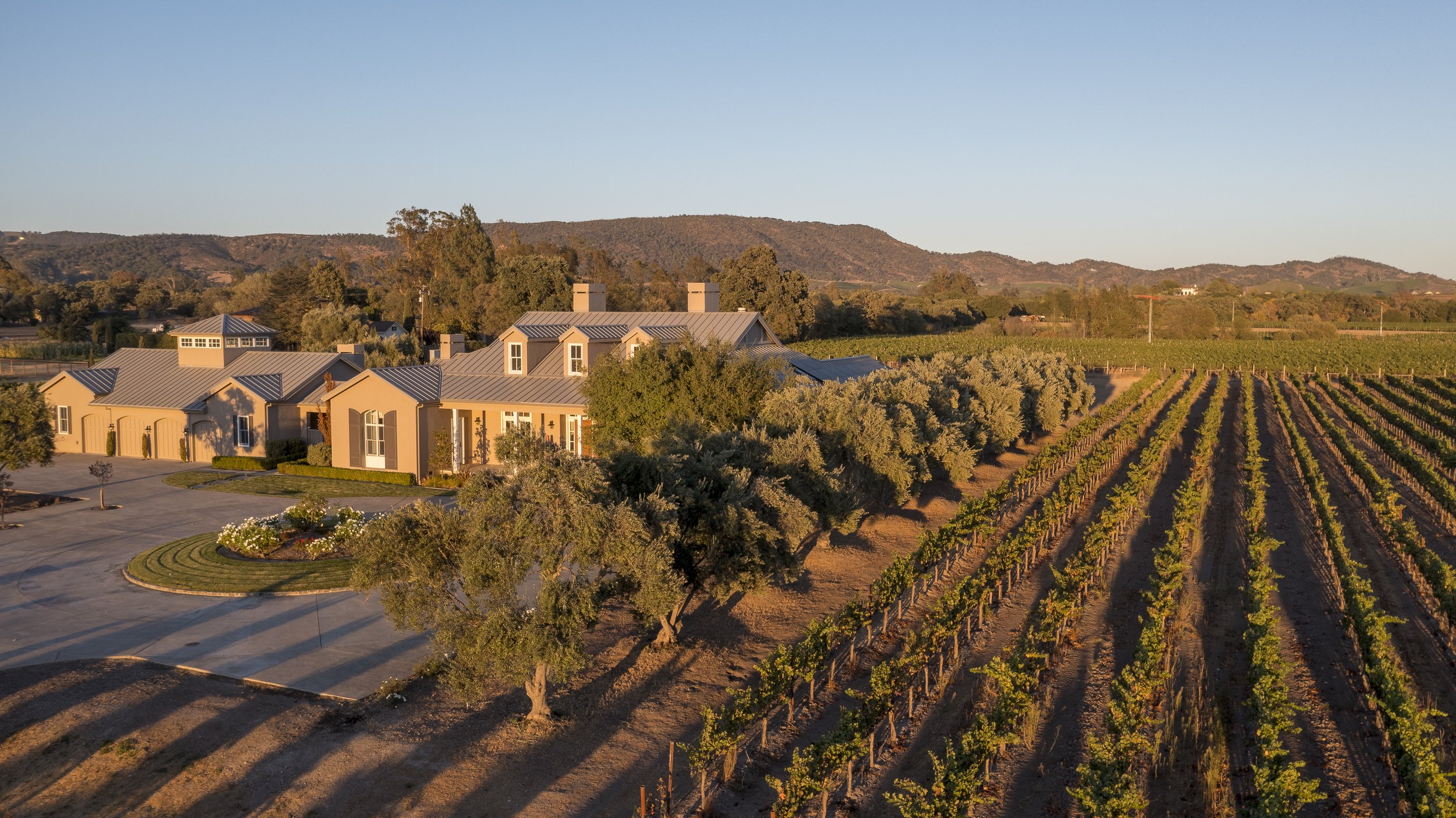 Luxury private vacation rental homes in Napa and Sonoma.