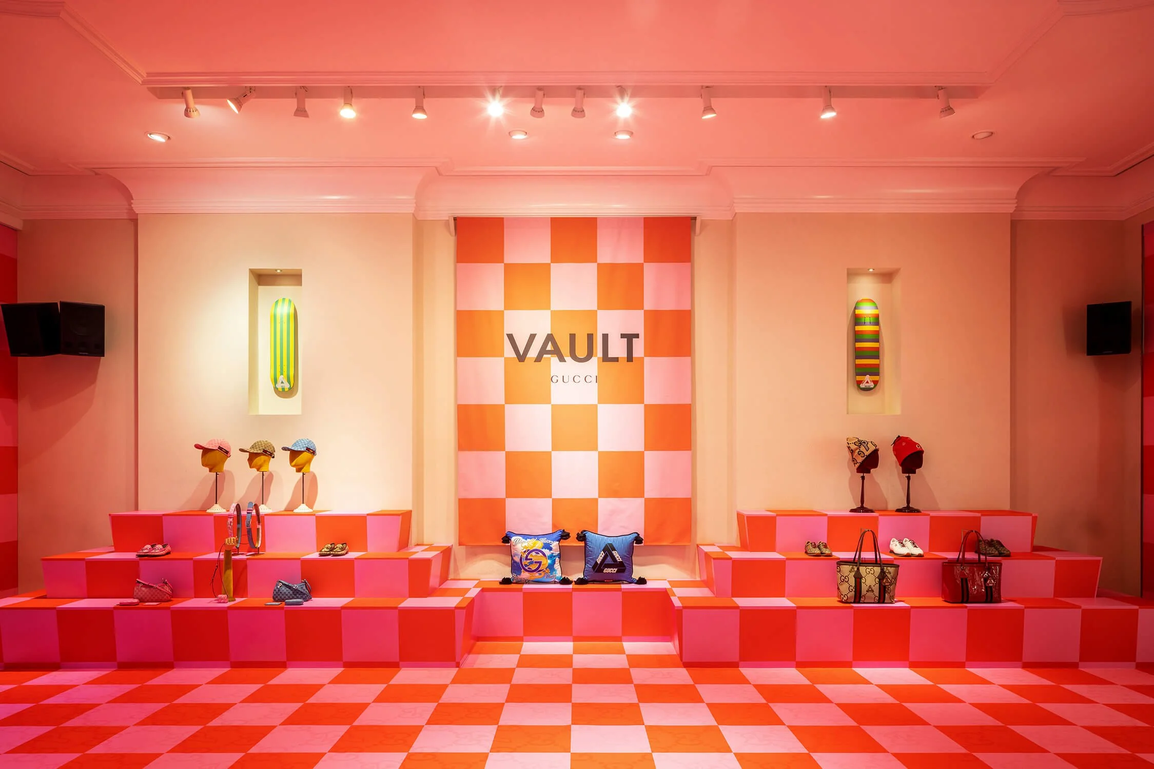 gucci retail store pop up called gucci vault