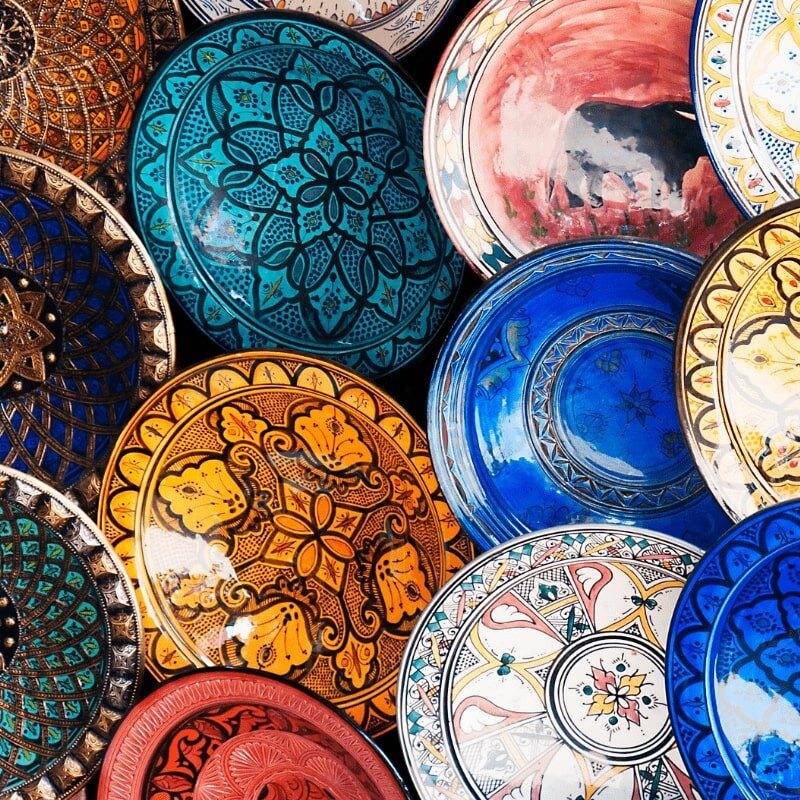 colorful-pattern-moroccan-plates.jpg