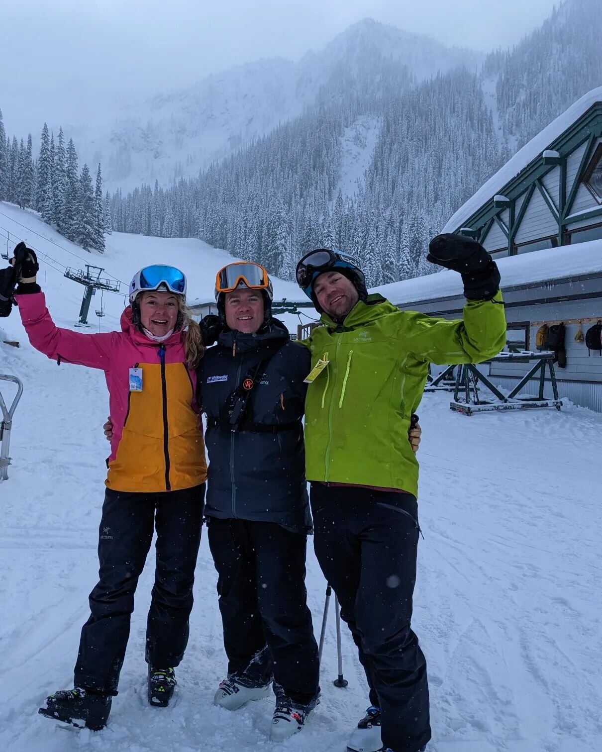 Congratulations to Physio Lori Anne and Physio Jacob for successfully completing their Level 1 Ski Instructor Course this weekend!
@whitewaterskiresort 
@csiabc 

The Therapists at Mountain Sport Clinic are committed to continuing education and keepi