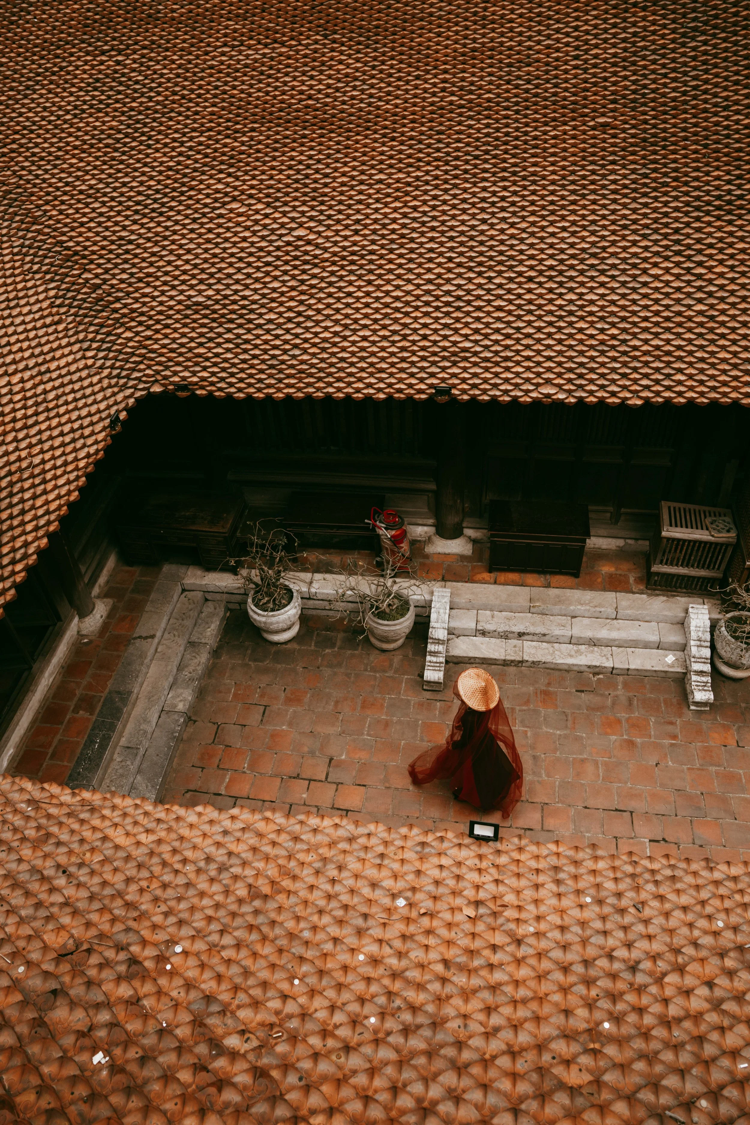 Linen in Hanoi: Winter 2025