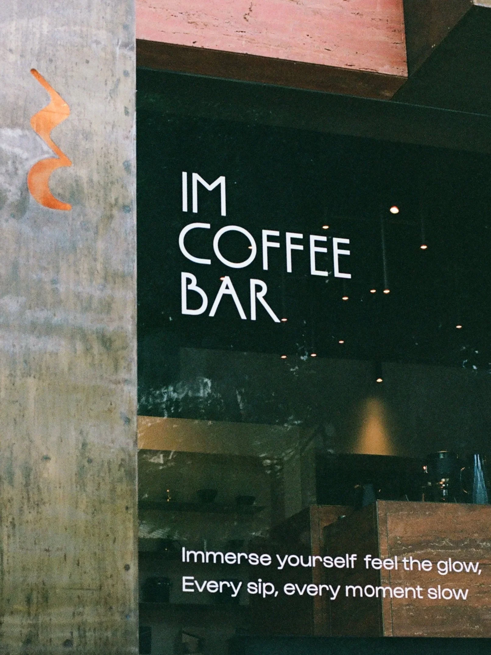 im_coffee_bar_hanoi.jpg