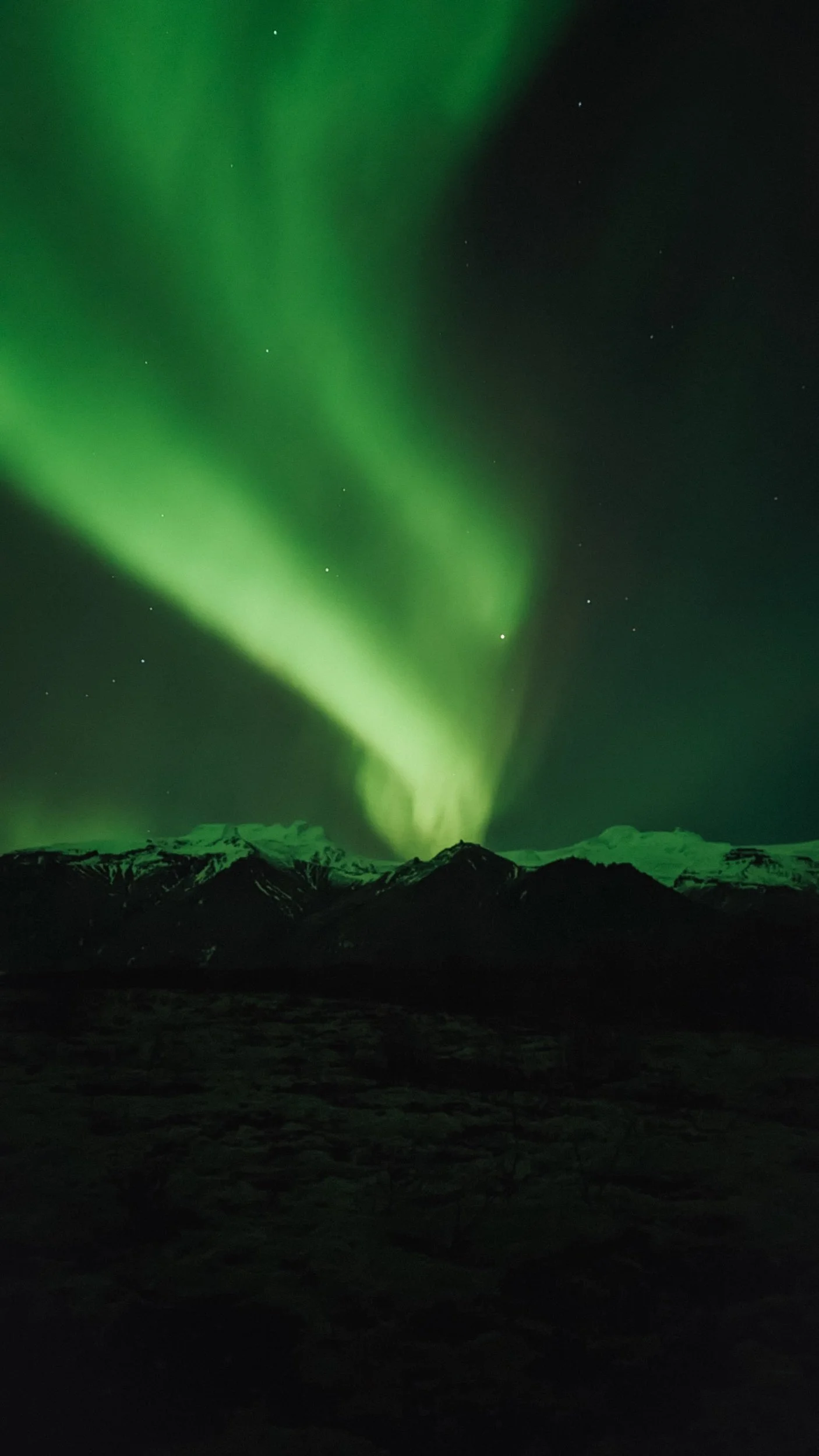 Guide To Seeing The Northern Lights In Iceland Ginger Finding Roots guide-to-seeing-the-northern-lights-in-iceland-ginger-finding-roots
