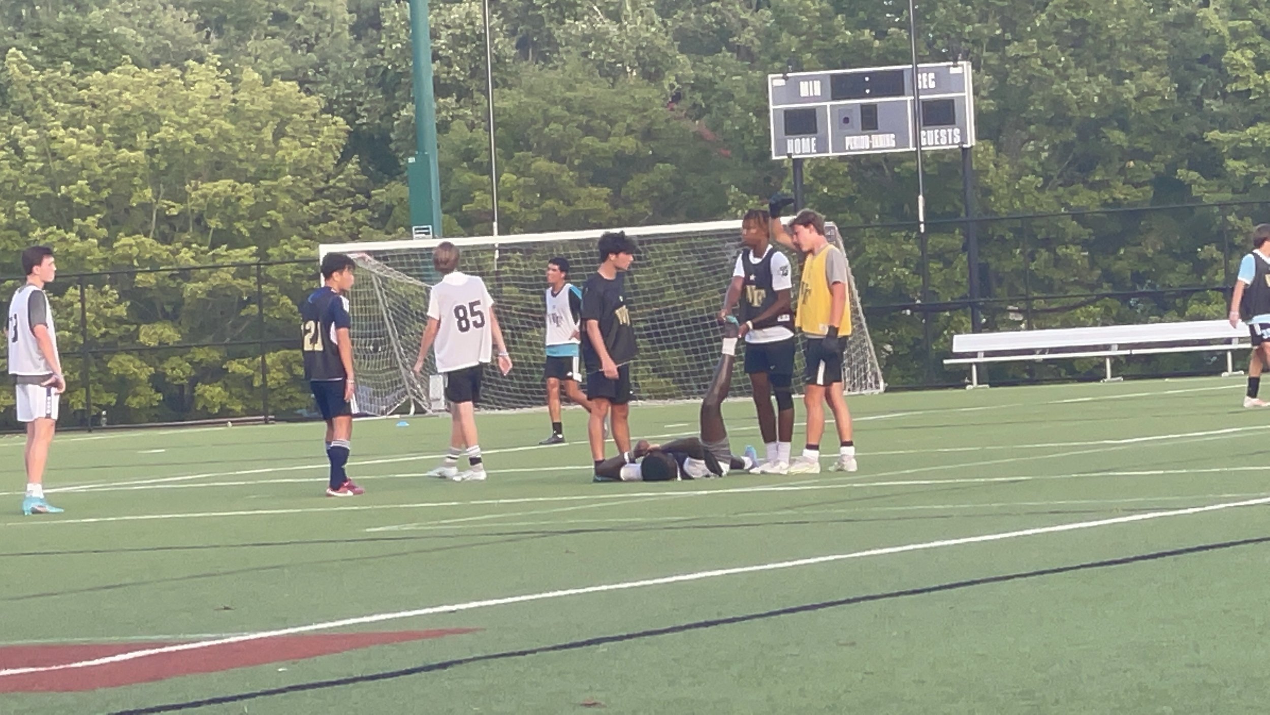 E on a visit to Wake Forest University