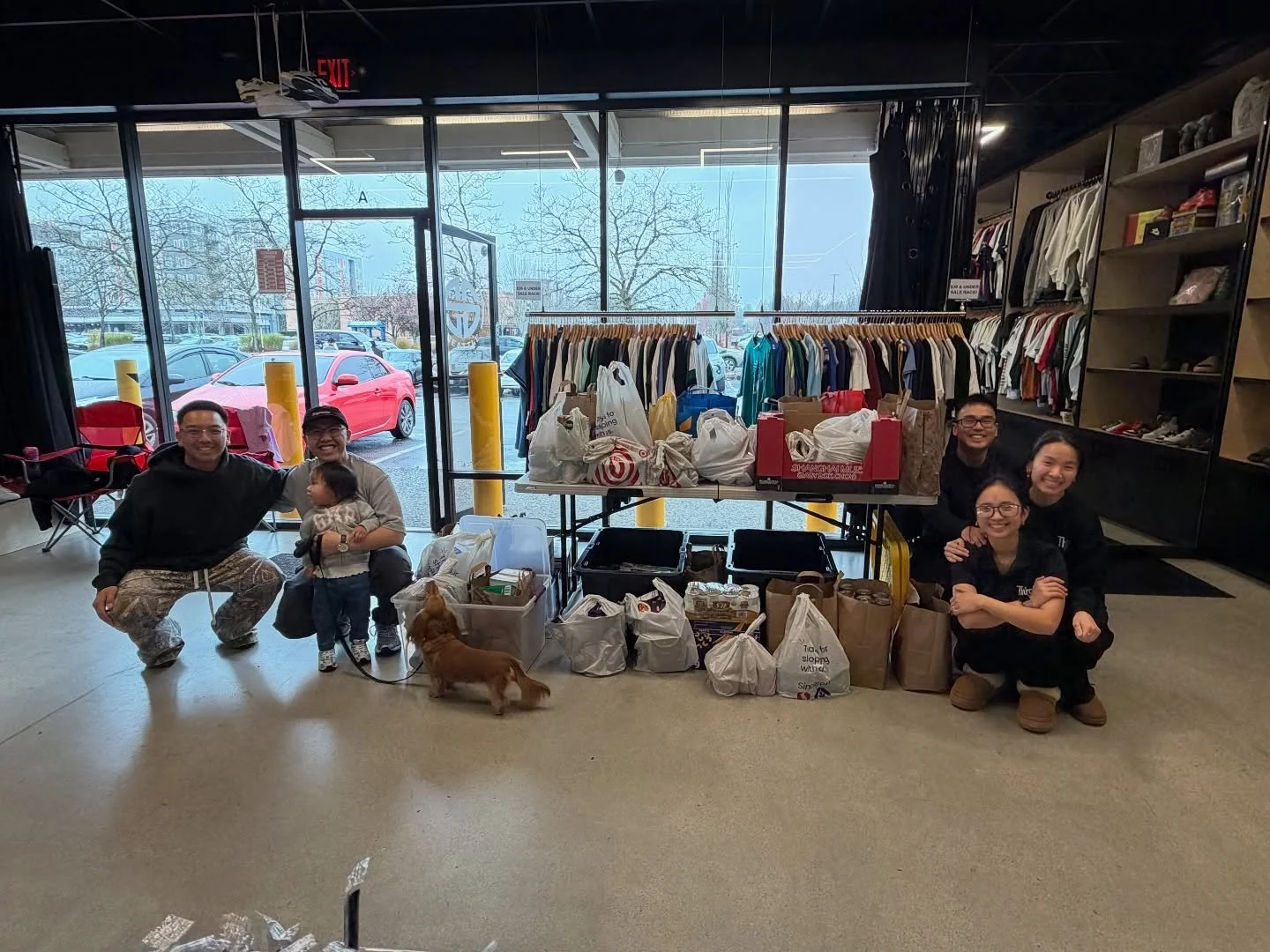 A huge thank you goes out to everyone who stopped by @soleseattle to drop off donations! With your kindness, we&rsquo;ll be able to help some families in need. 

Rain or shine, we&rsquo;re proud of our community always showing up. 

Thank you to @sol