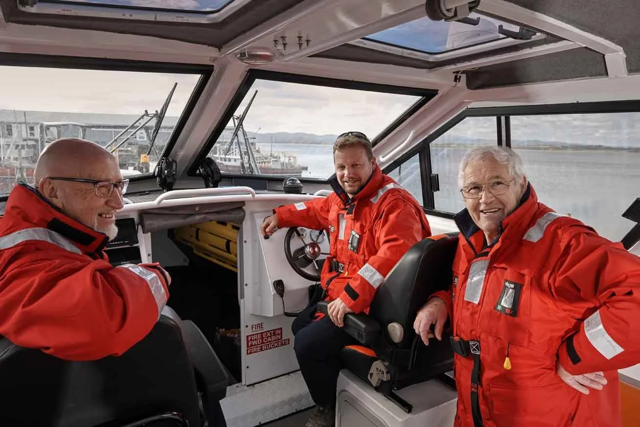 ©_Dave_Groves_Photography_Tamar_Sea_Rescue_team.jpg