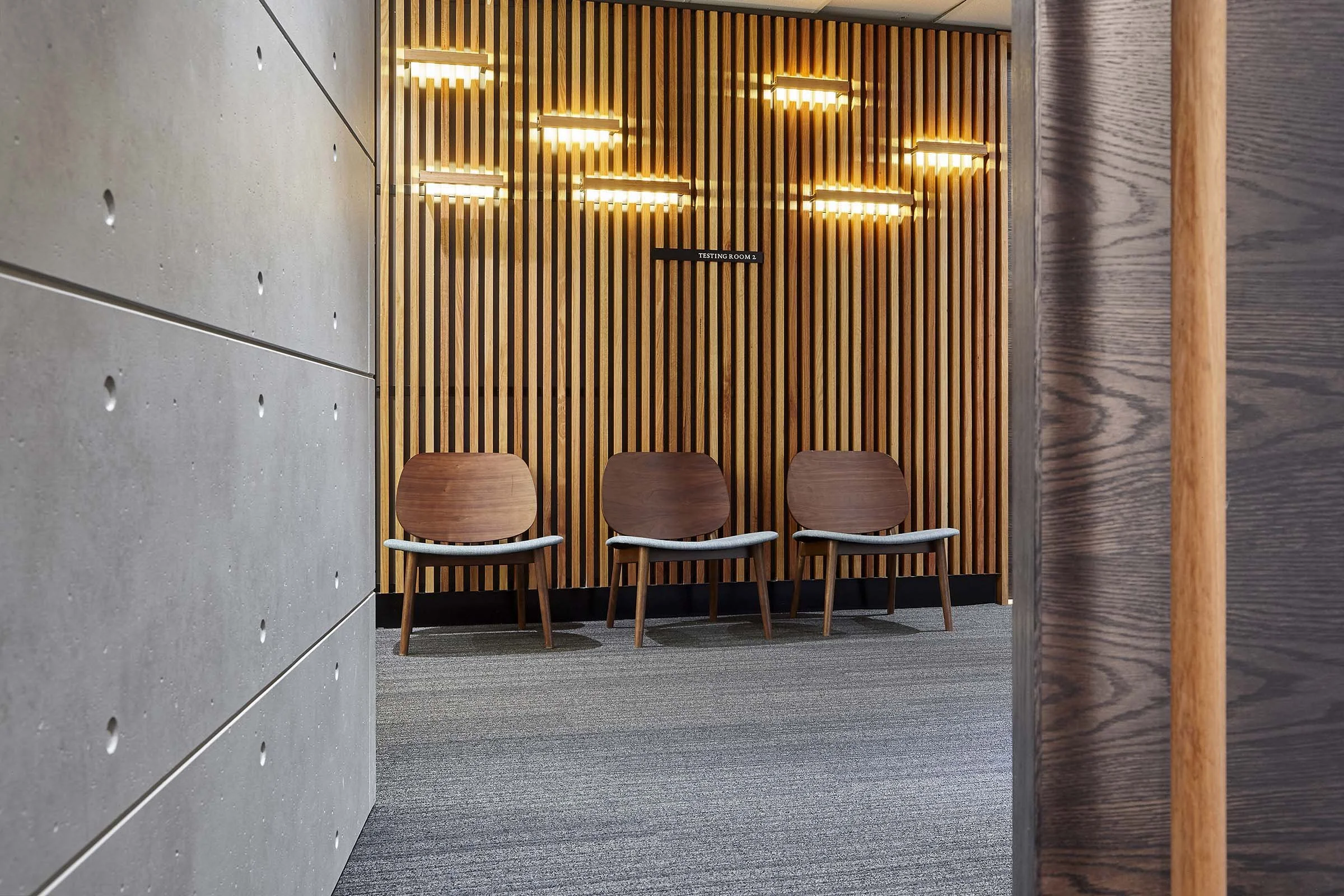 ©_Dave_Groves_Photography_Chairs_Hobart_Cardioloy.jpg