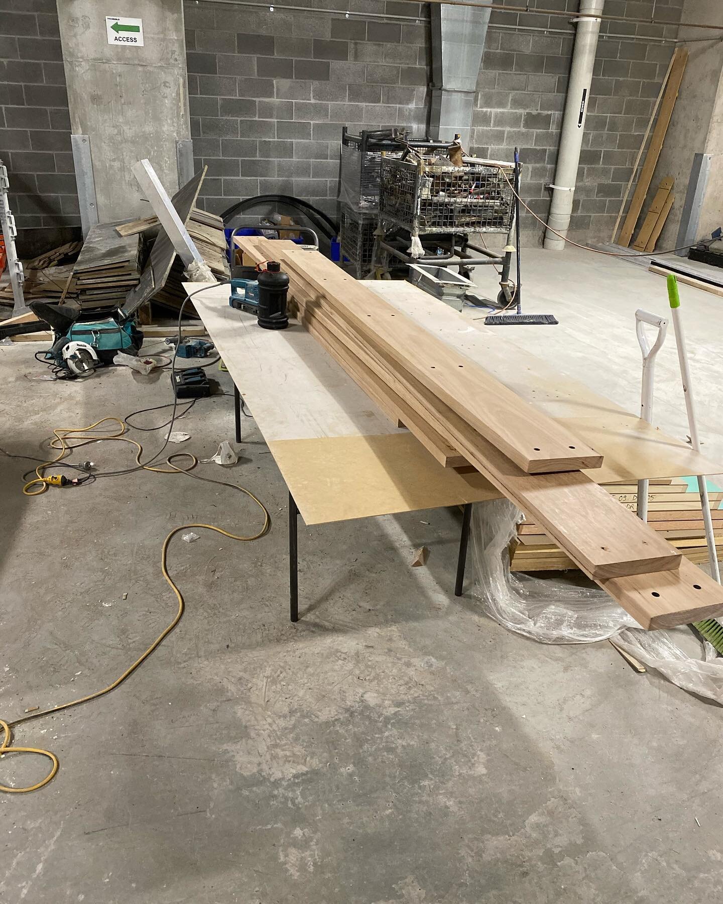 It&rsquo;s all about the prepwork! 🔨

Swipe ▶️ to see some pictures of our blackbutt timber protection rails done for a recording studio in Sydney&rsquo;s CBD, designed to prevent any trolleys from damaging the skirting and walls. 

#babichconstruct