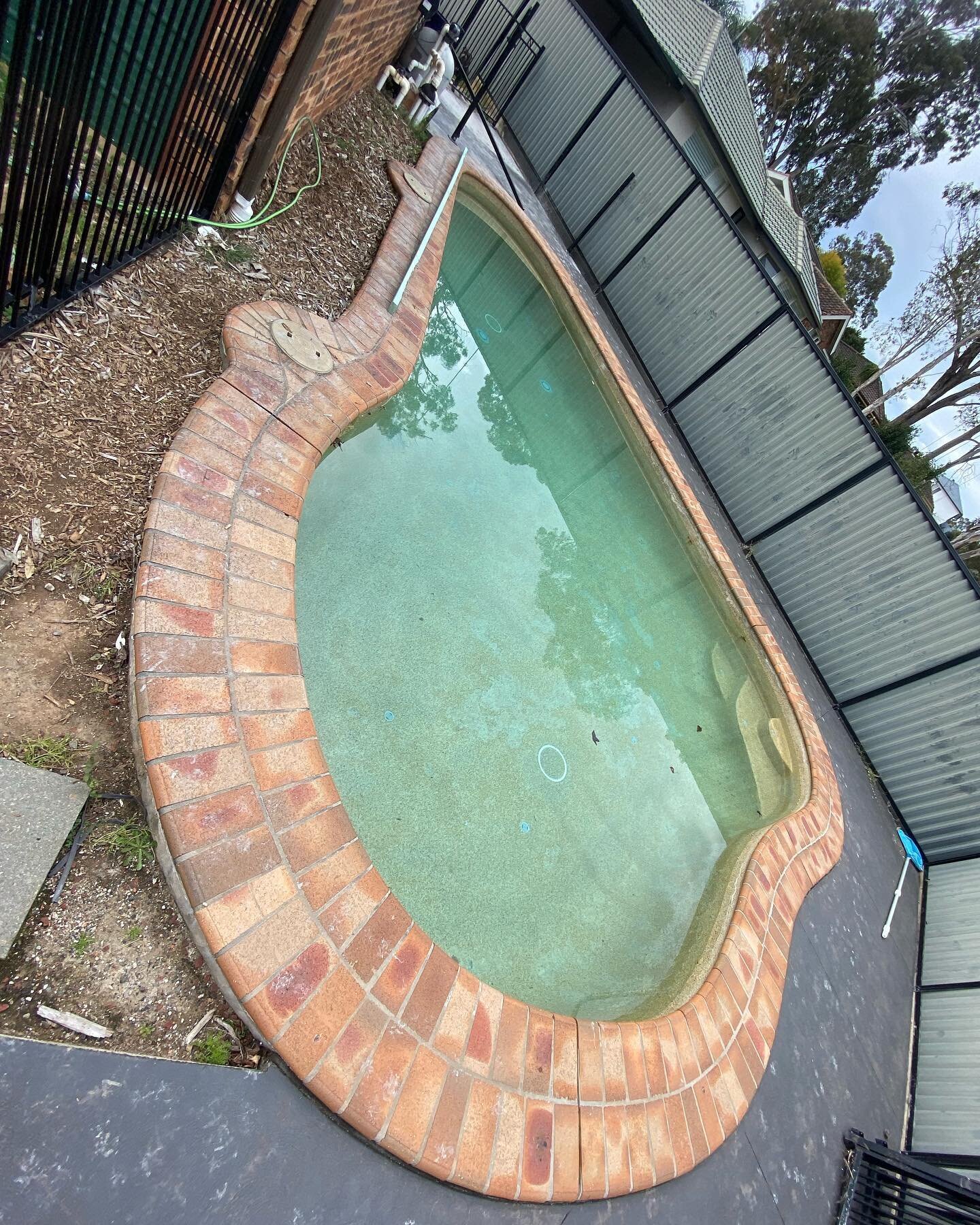 Need a temporary pool cover? Babich Constructions has you sorted 👍🏼

Many people in the process of building or renovating their homes require a temporary pool cover for safety and/or practical reasons - contact us via our website today to see how w