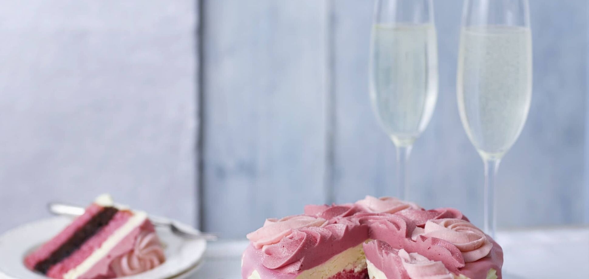 WE CREATED A CAKE FIT FOR A QUEEN